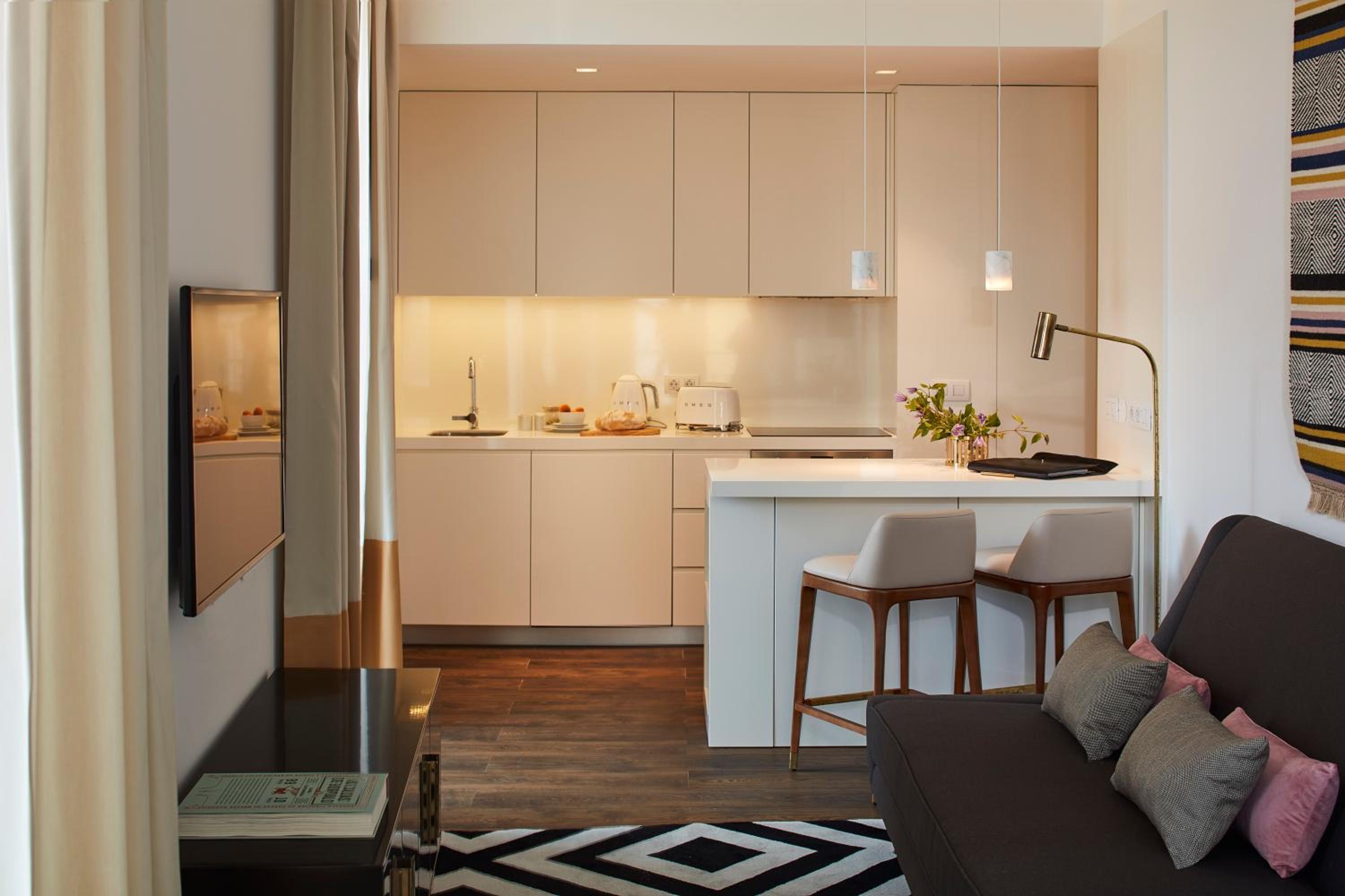 One-Bedroom Suite