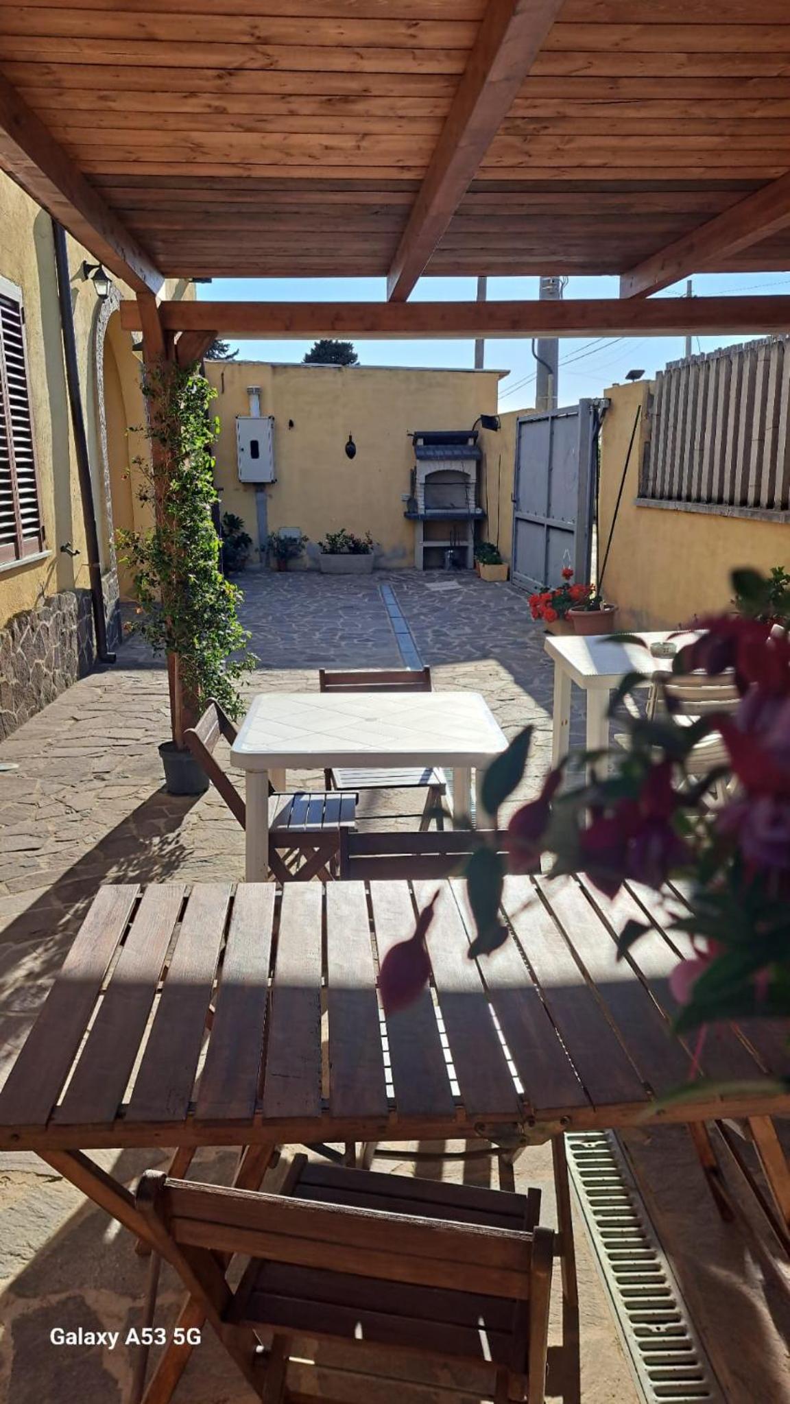 Double Room with Private Bathroom - Photo 71