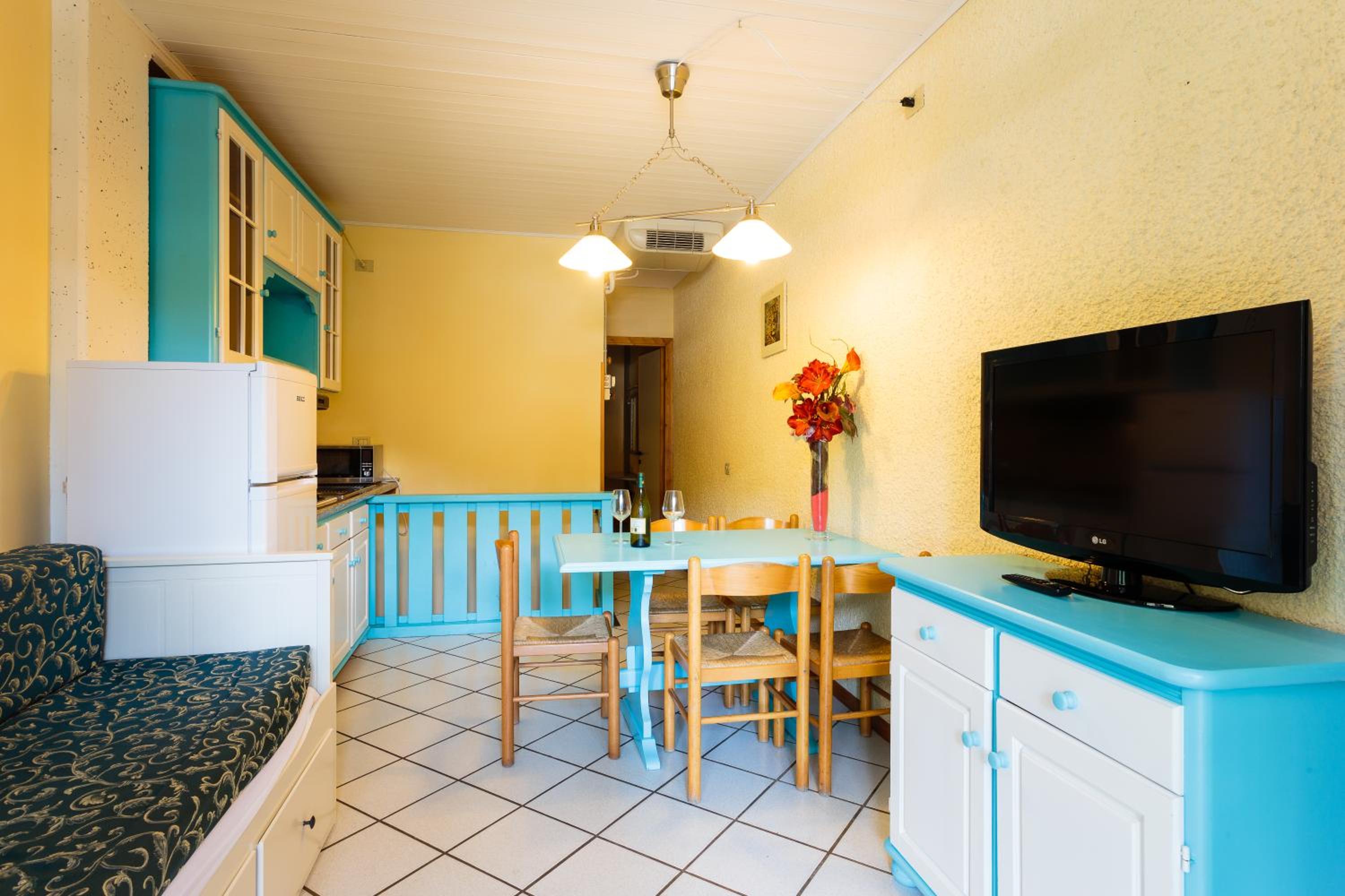 Apartment - Ground Floor photo 2