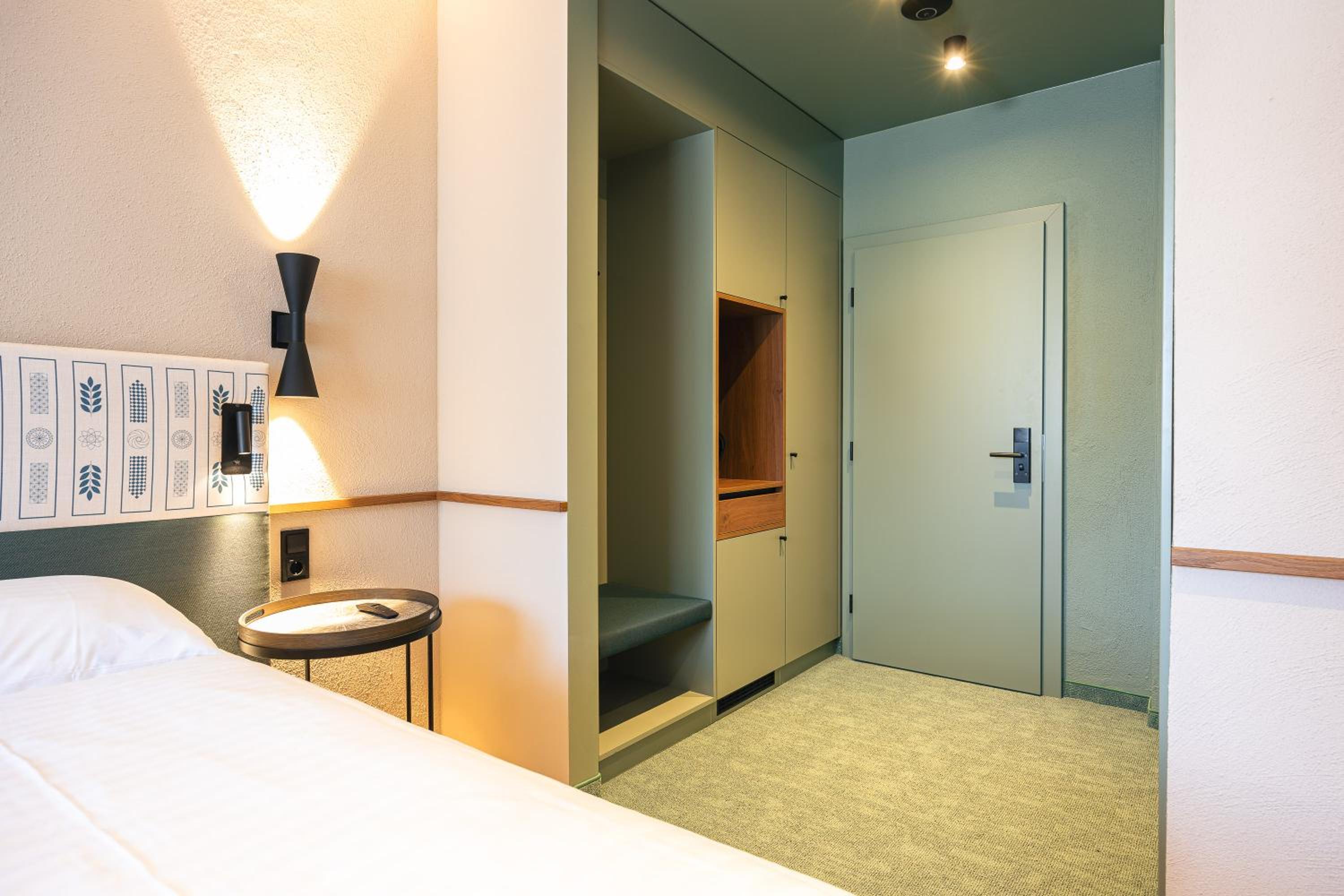 Double Room - Photo 5