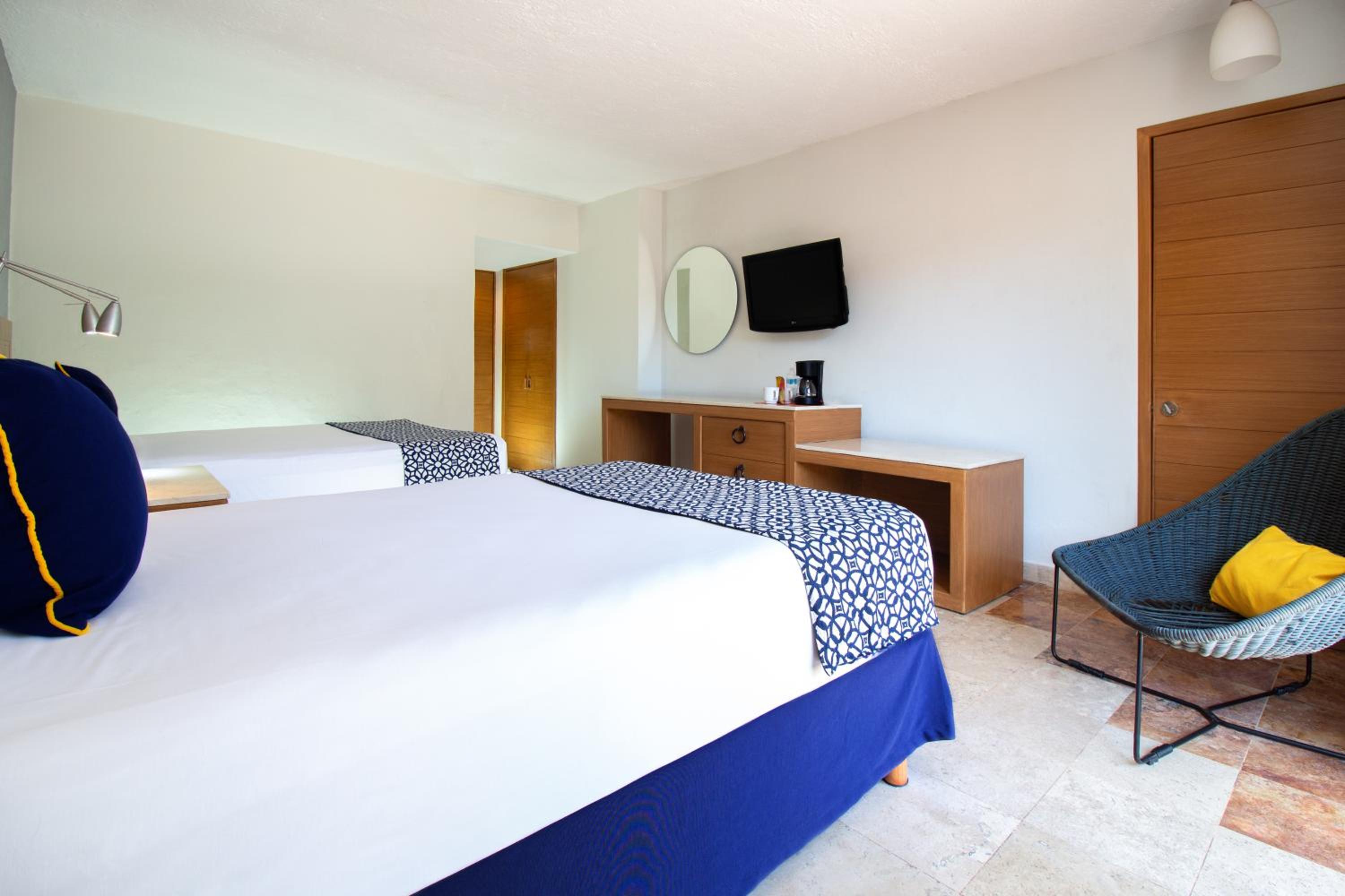 Superior Double Room - Photo 12