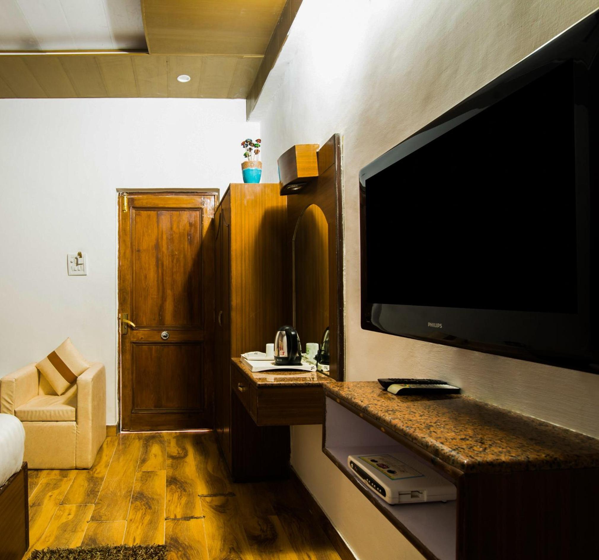 Superior Triple Room