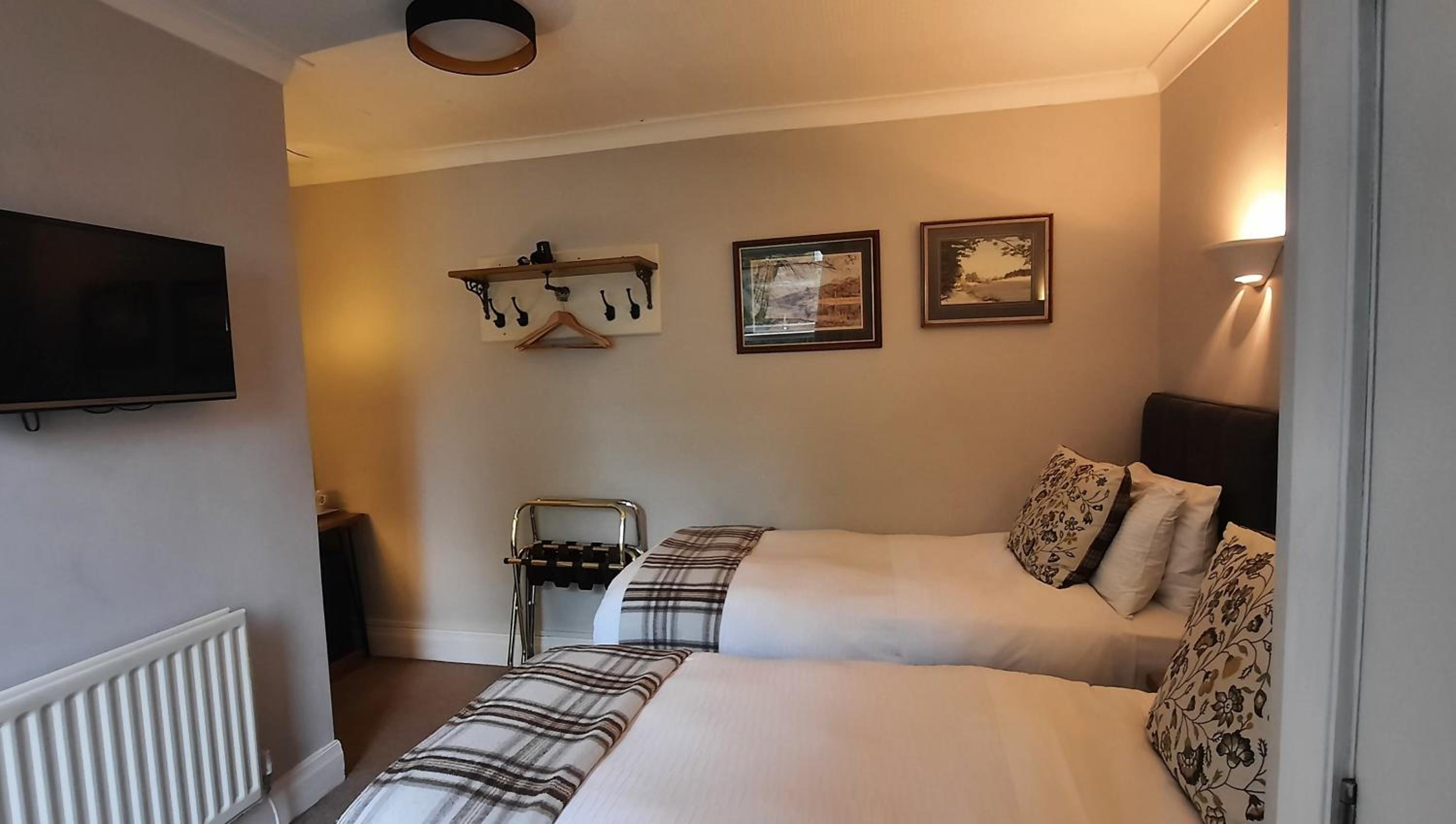 Twin Room (1-2 Adults) photo 2