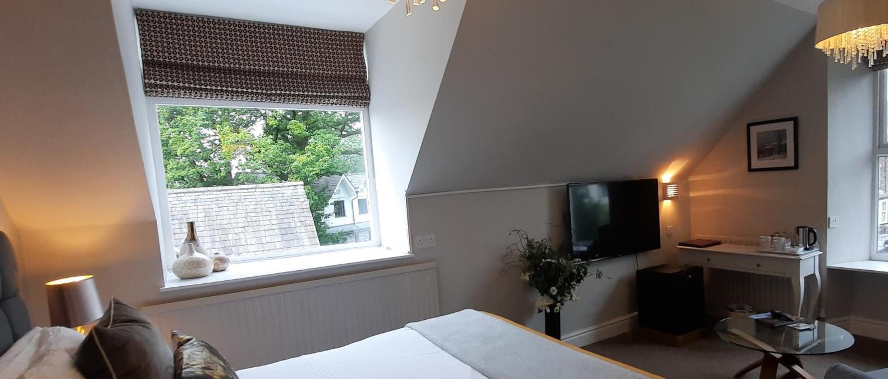 Superior King Room photo 2