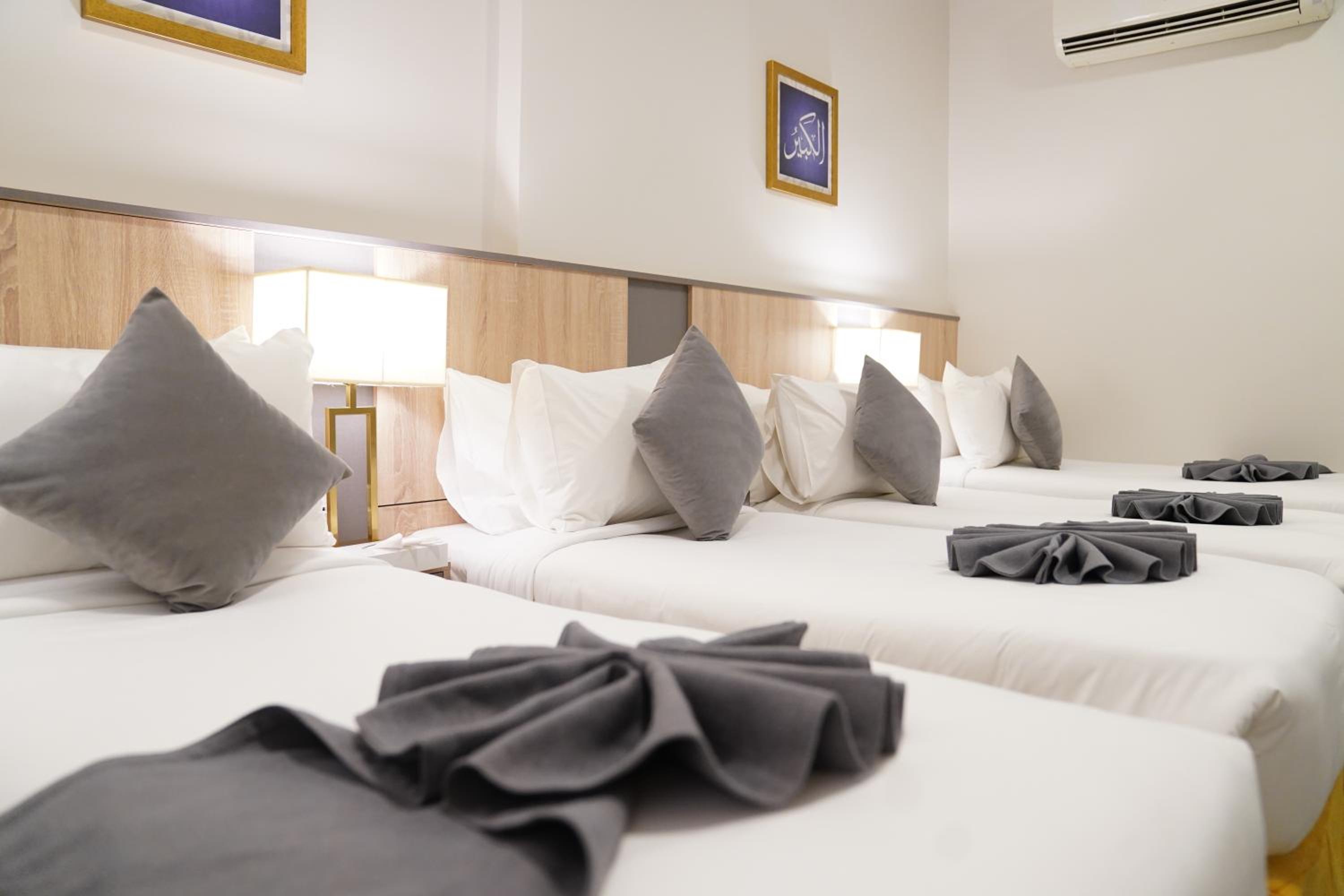Standard Quadruple Room - Photo 2