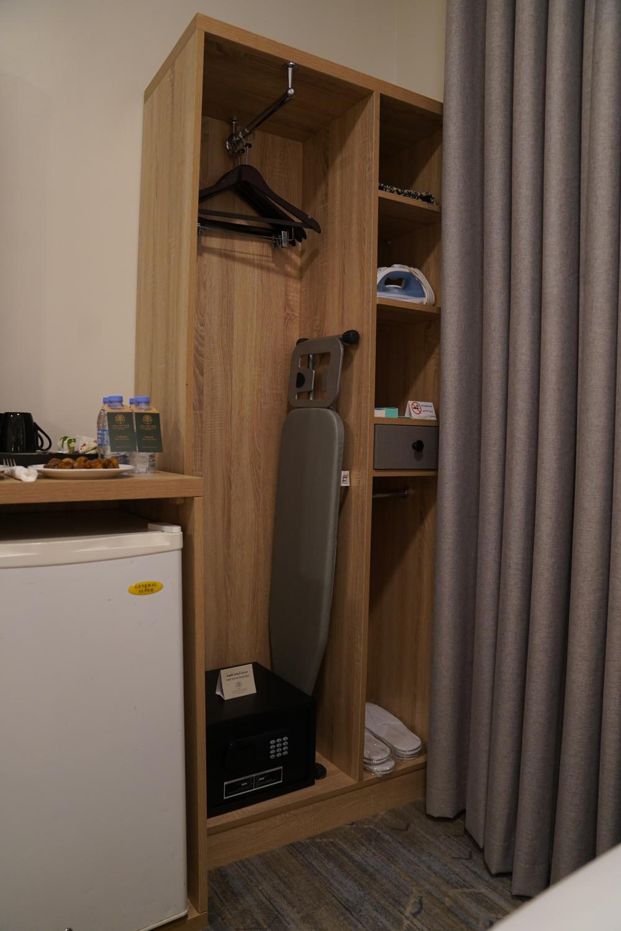 Standard Quadruple Room - Photo 5