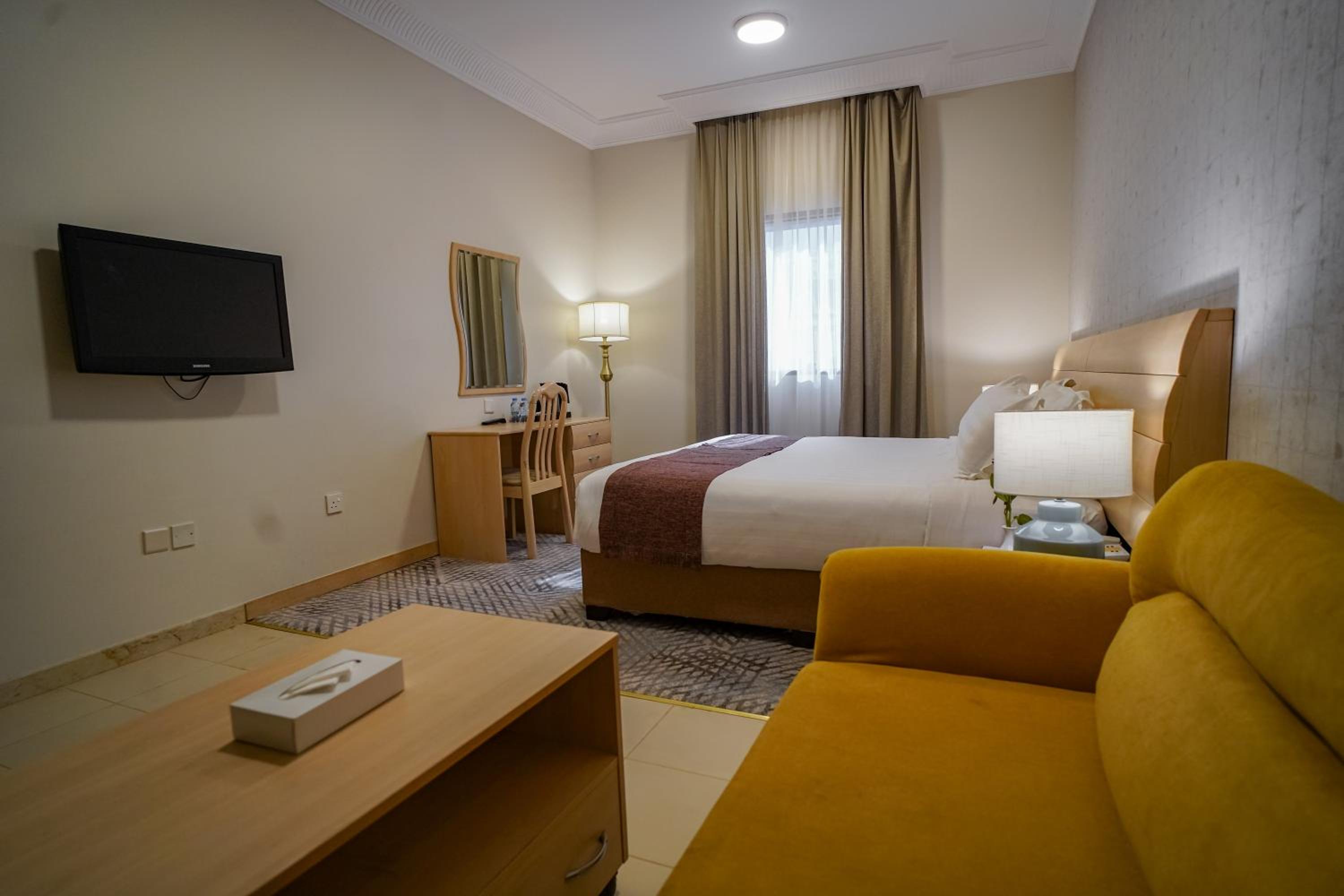 Standard Double or Twin Room - Photo 5