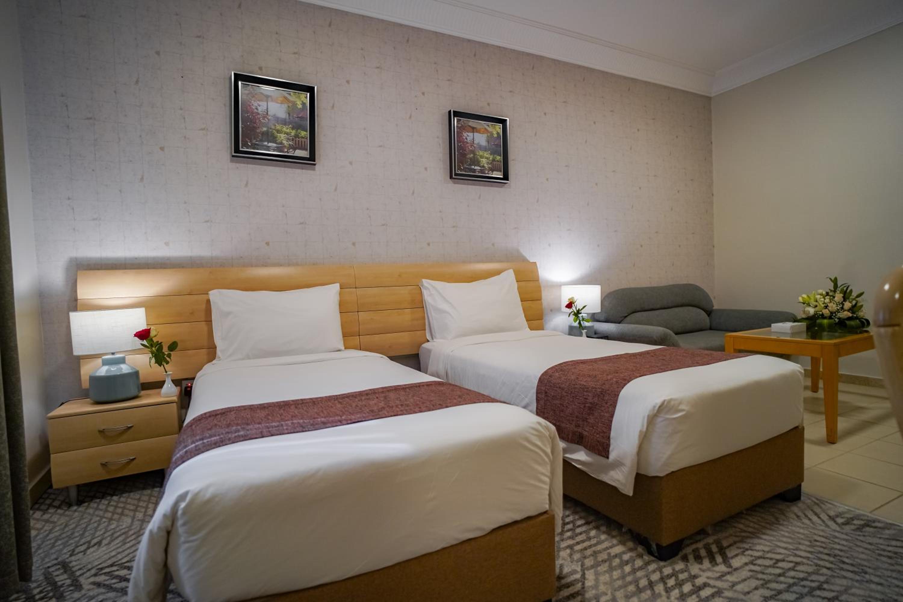 Standard Double or Twin Room - Photo 4