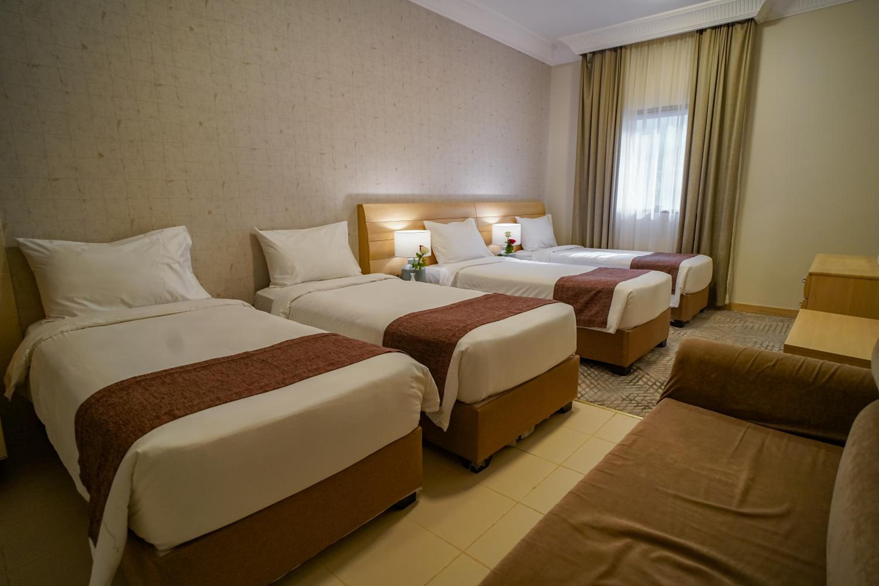Standard Quadruple Room - Photo 3