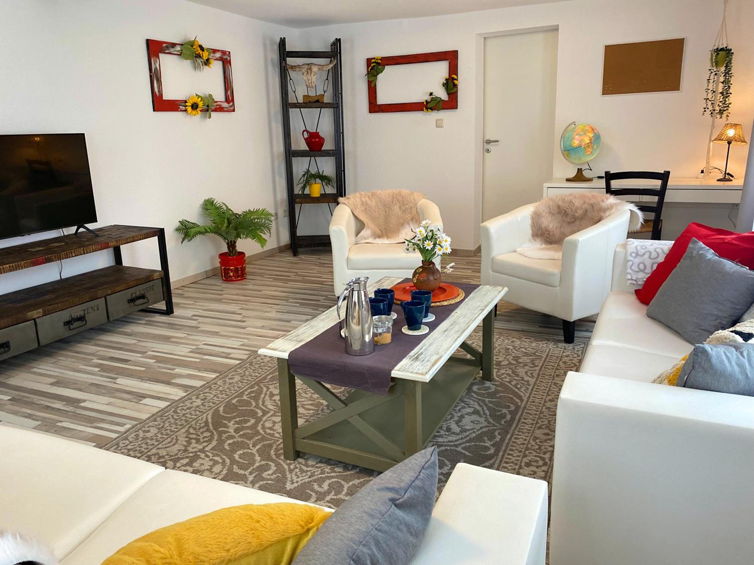 Three-Bedroom Apartment photo 2