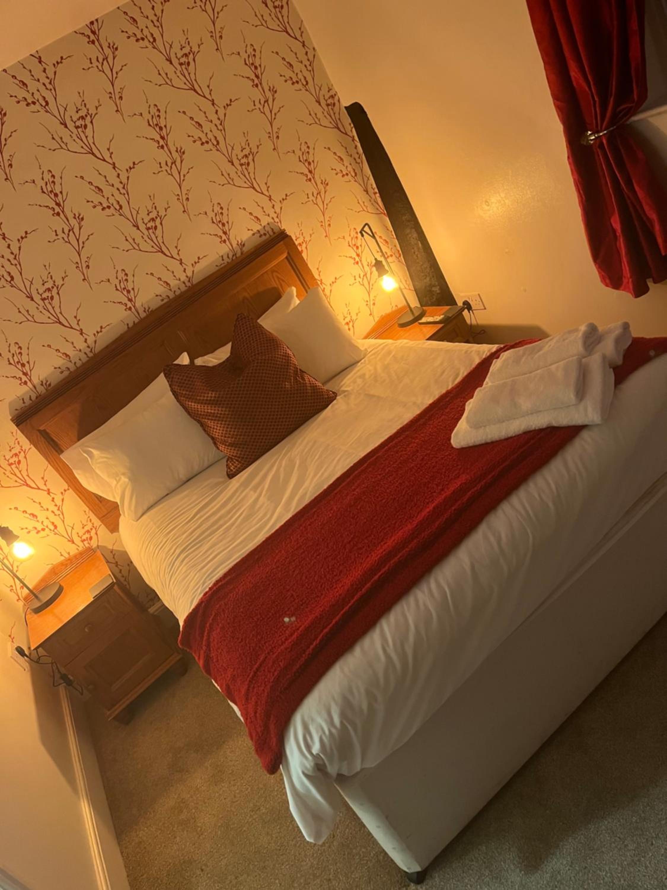 Double Room with Private Bathroom photo 2