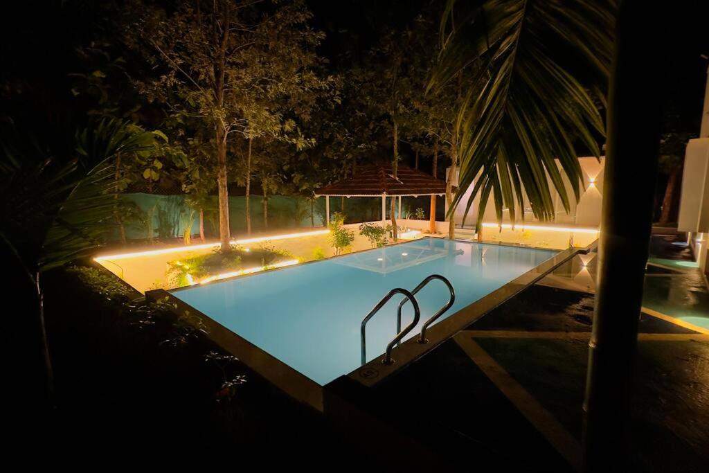 Three-Bedroom Villa photo 2