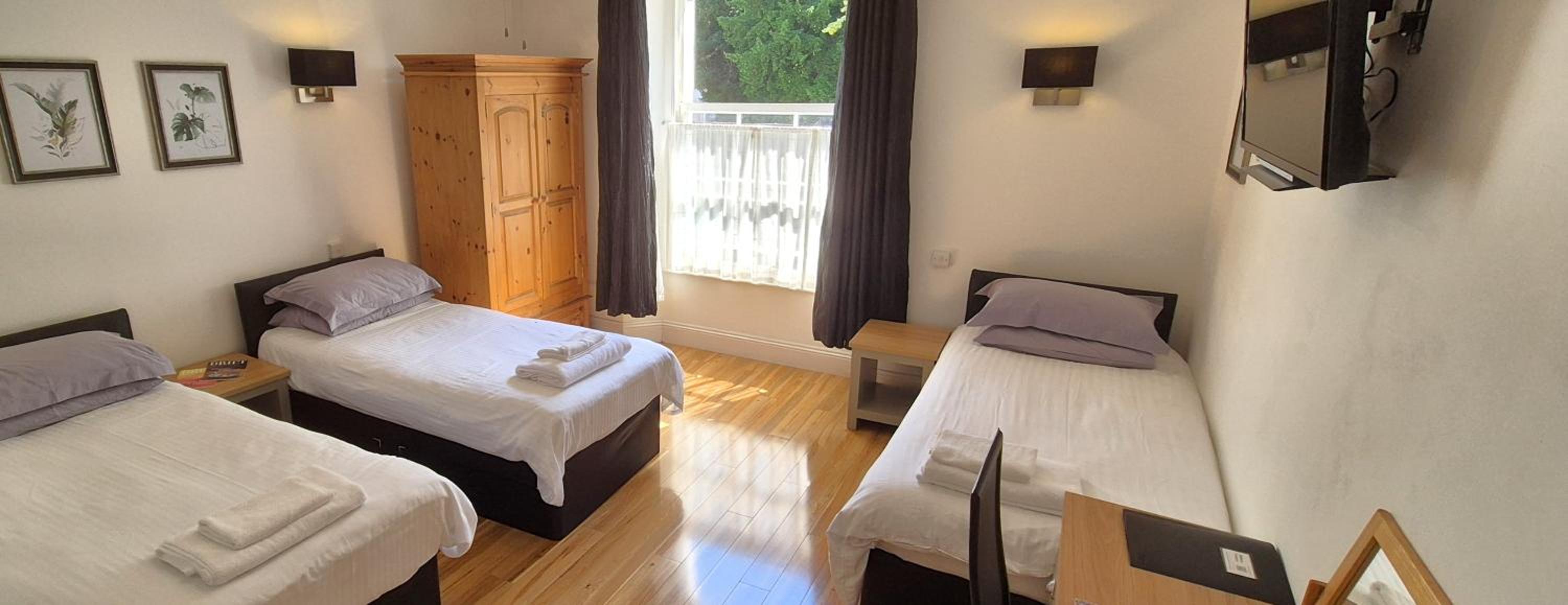Triple Room - Photo 7