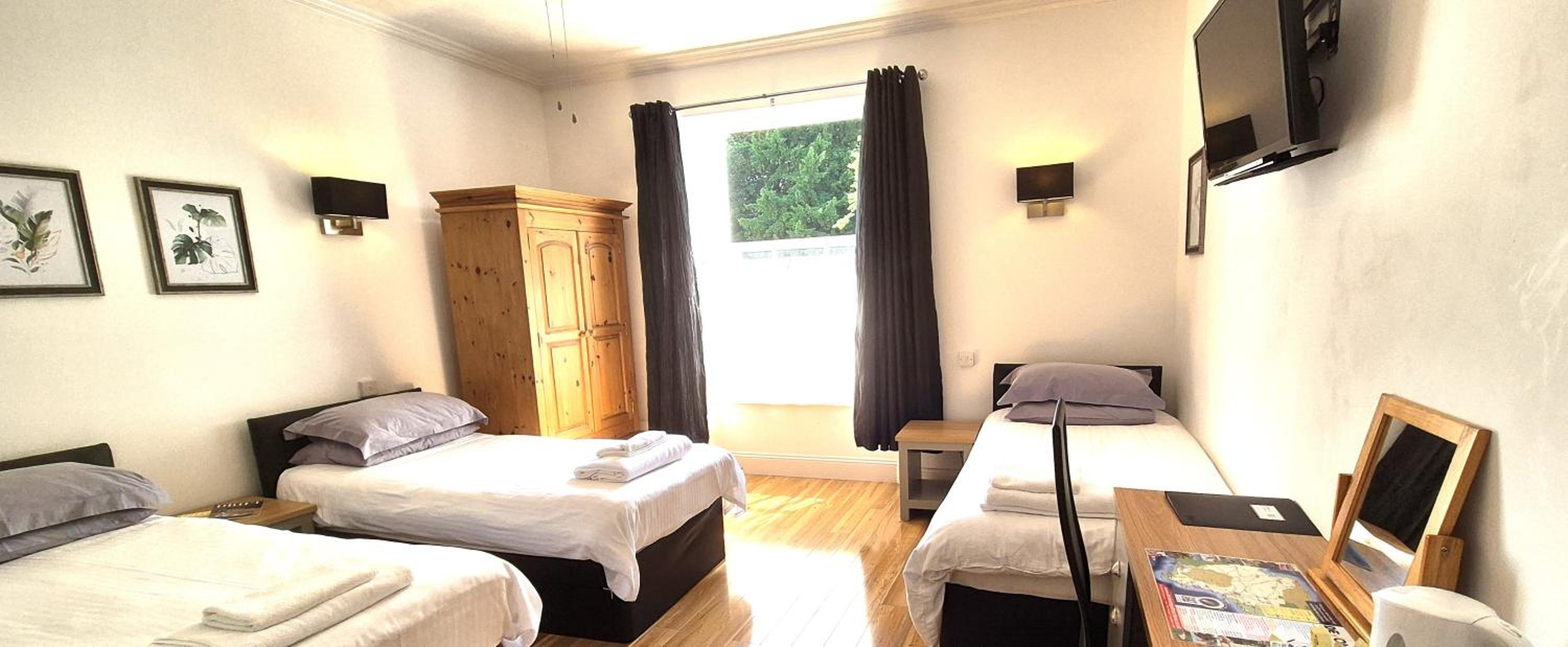 Triple Room - Photo 2