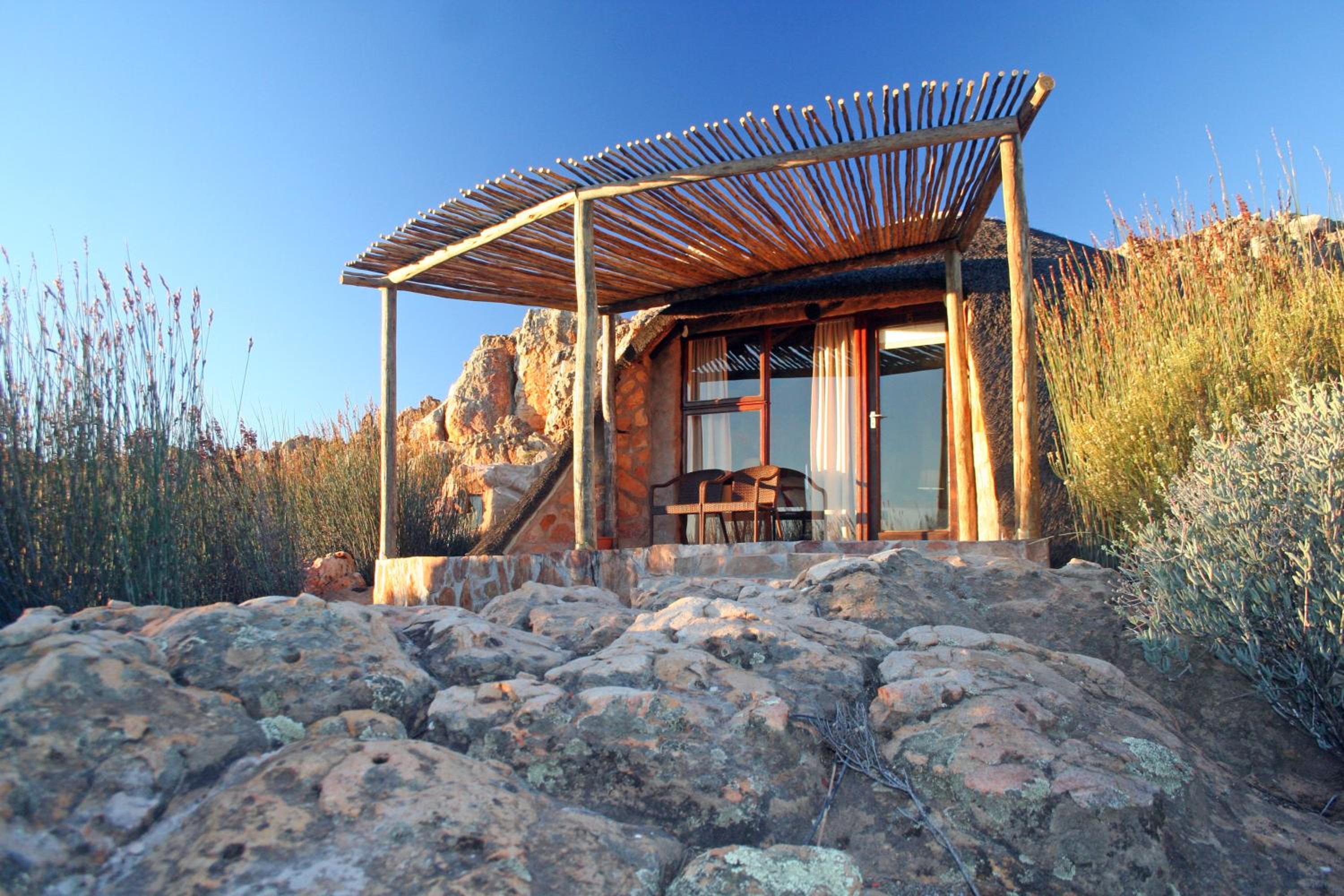 Hut Suite - Photo 6