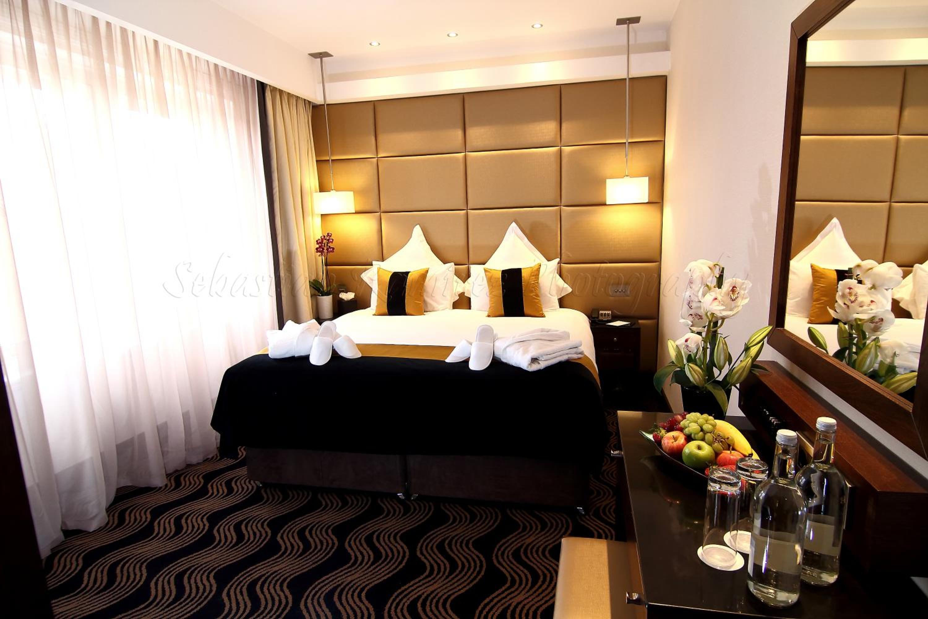 Premier Twin Room