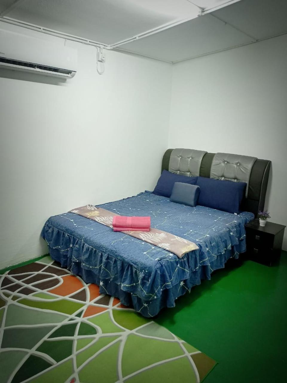 Three-Bedroom Chalet photo 1