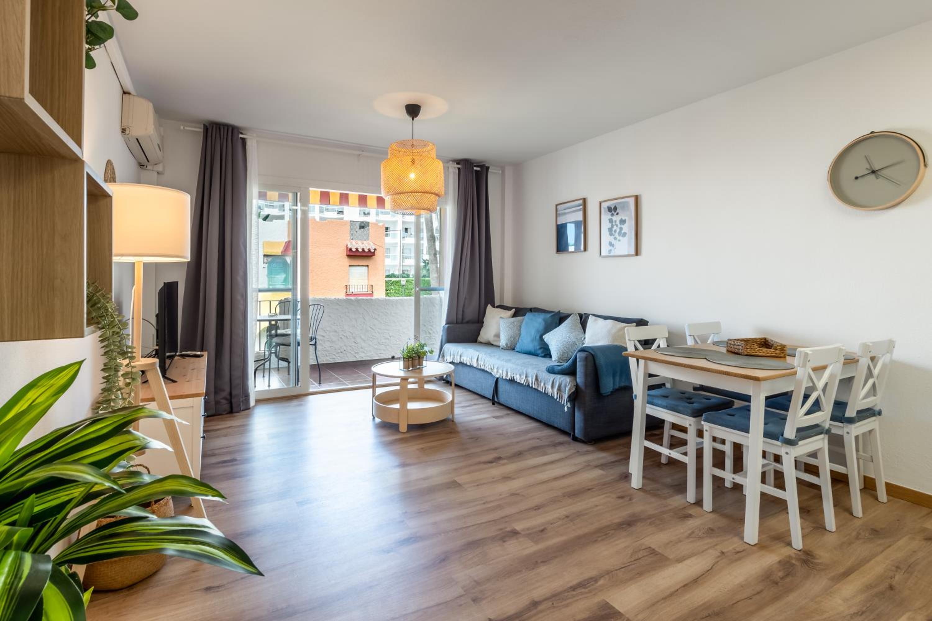 One-Bedroom Apartment - Photo 7