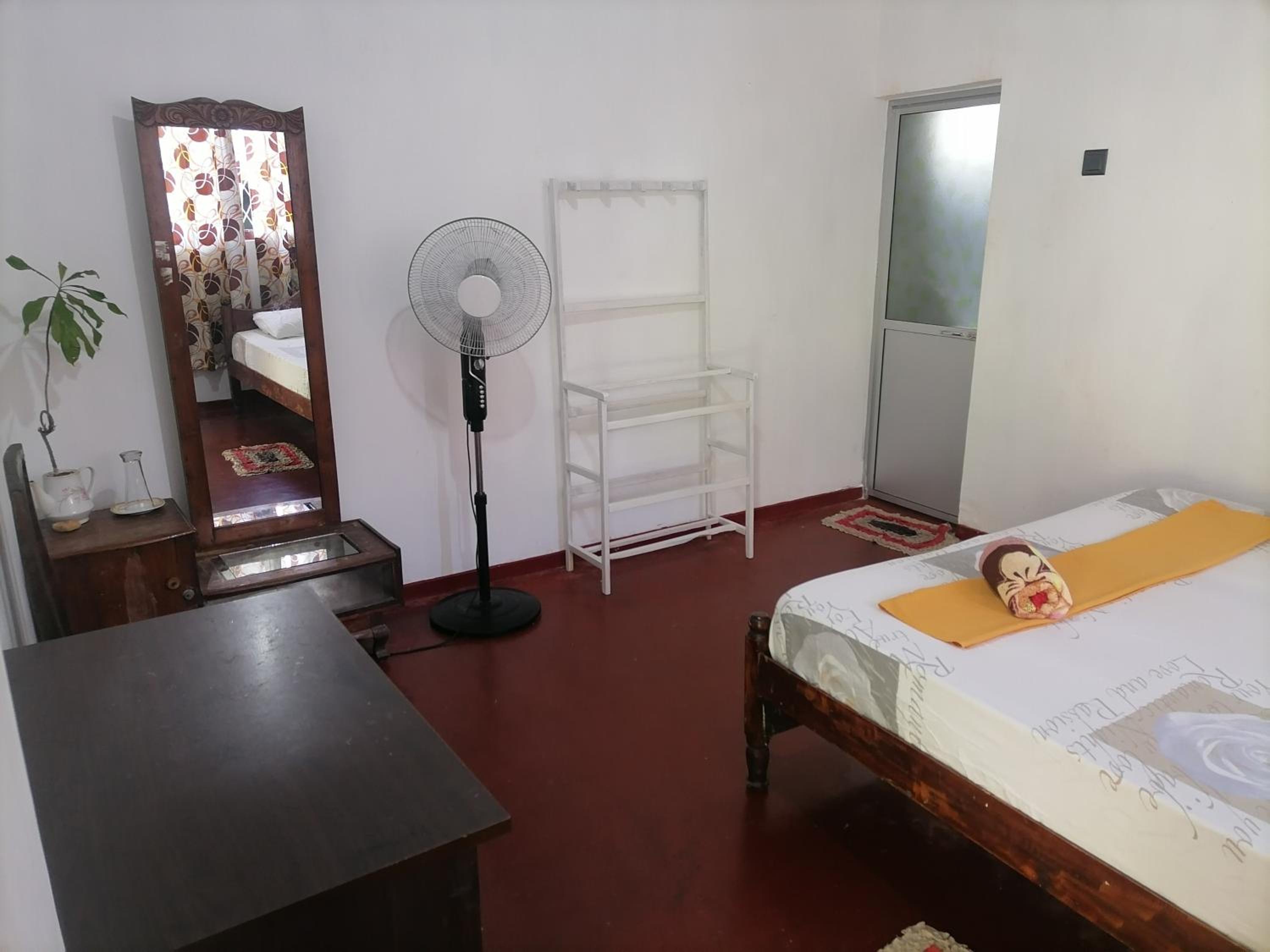 Deluxe Double Room (2 Adults + 1 Child) photo 1