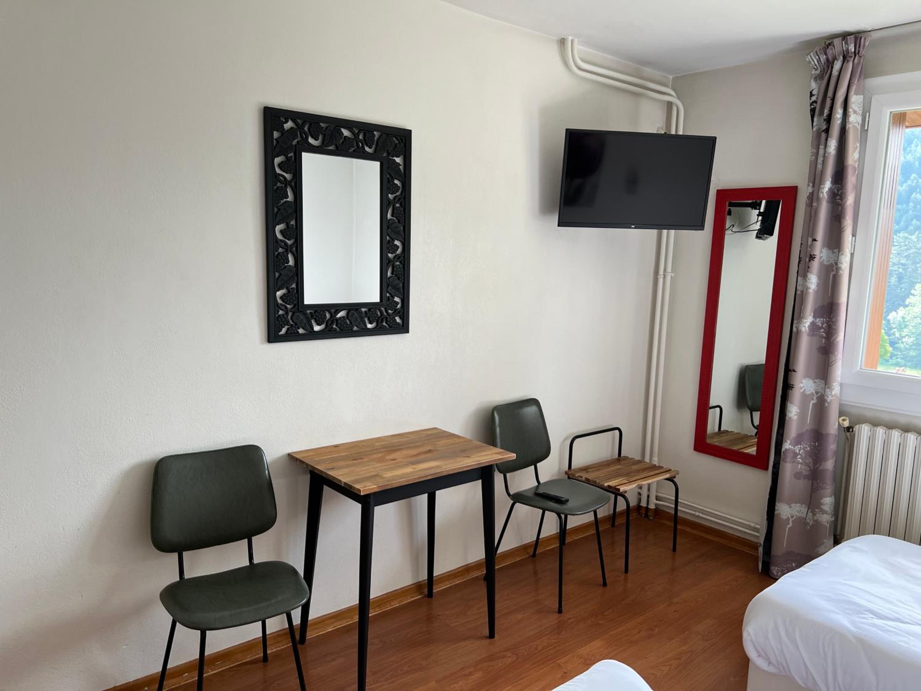 Triple Room - Photo 6