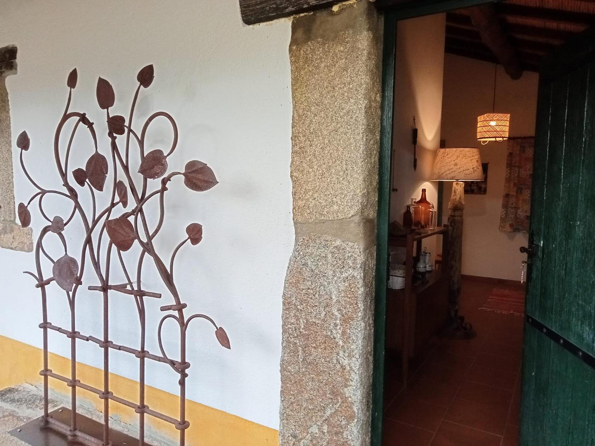 Family Studio - Photo 2