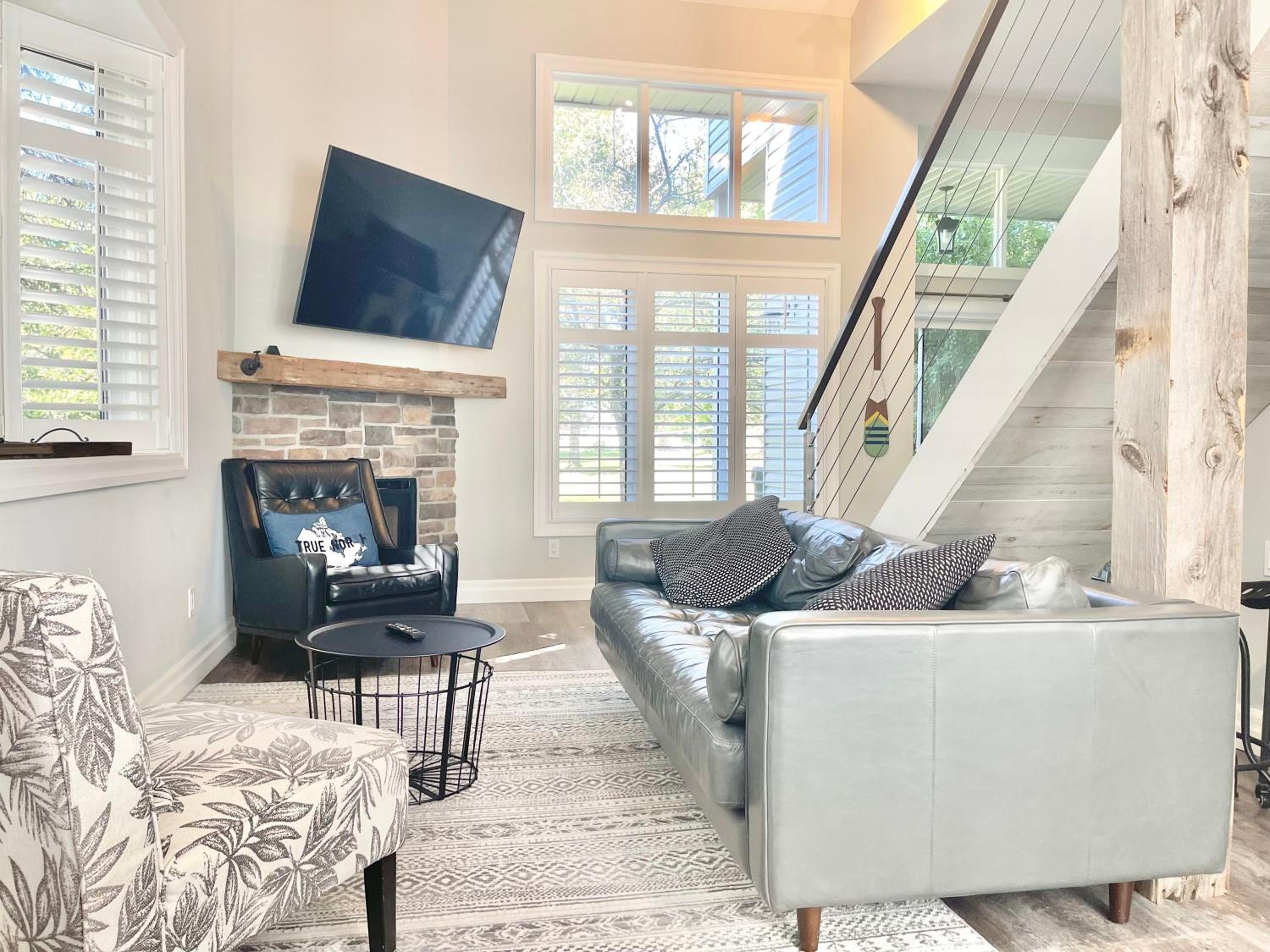 Family Room photo 1