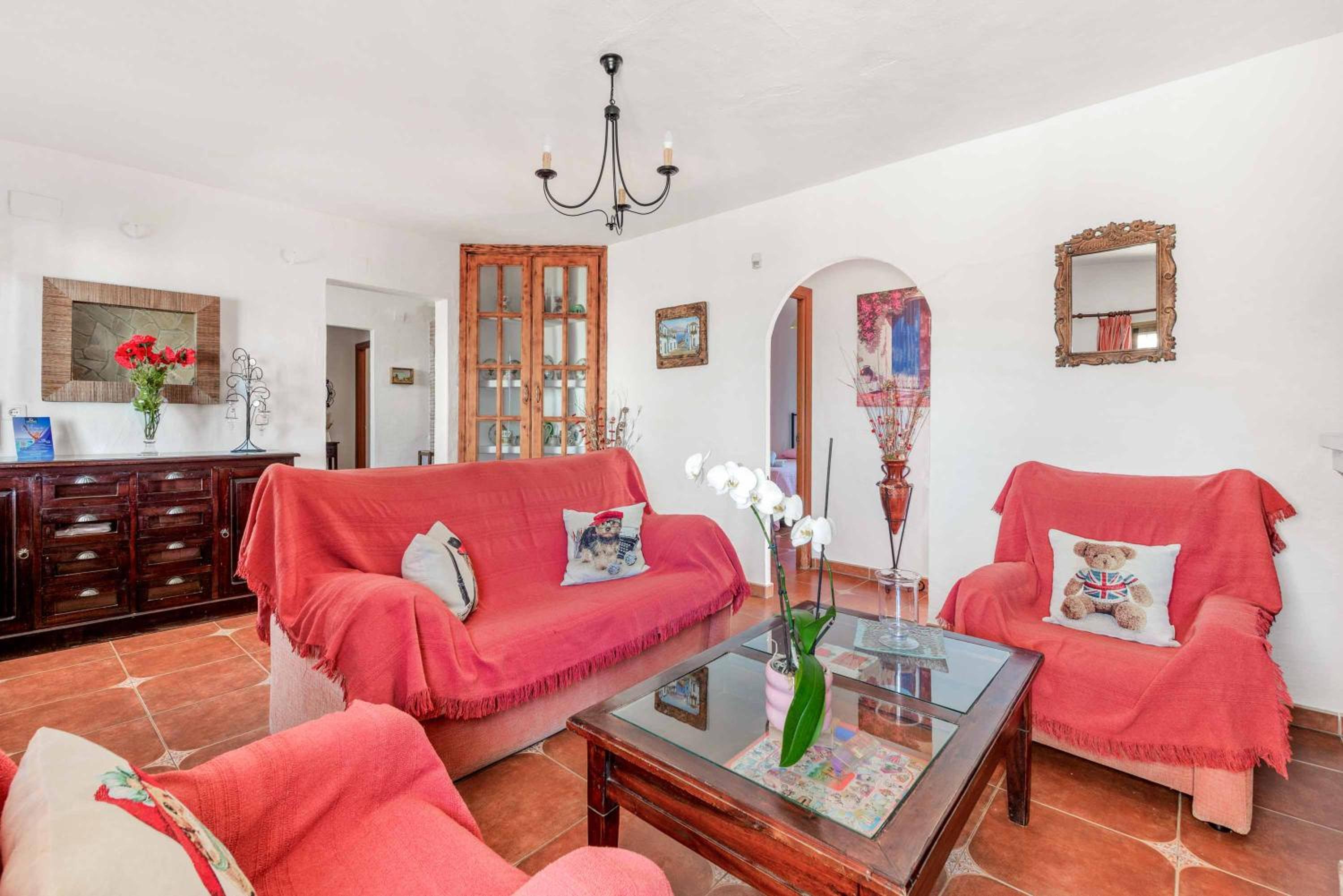 Villa de Tres Habitaciones