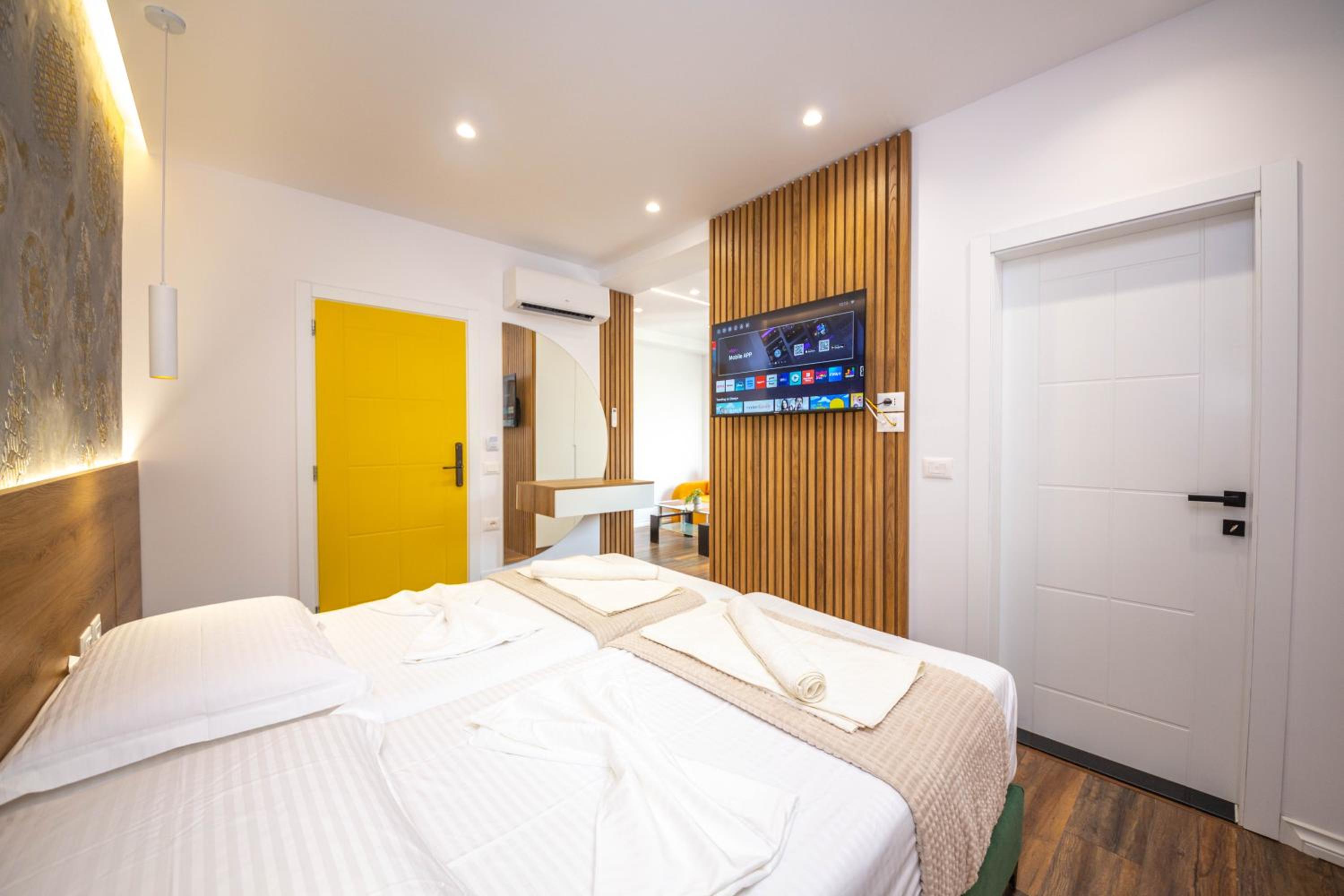 Yellow Standard Premium Studio
