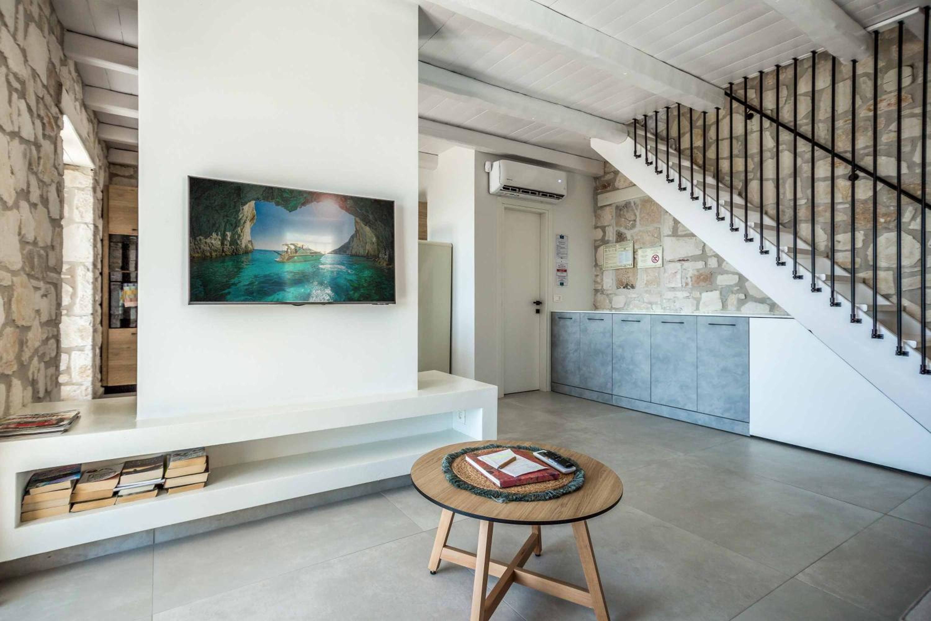 Villa photo 1