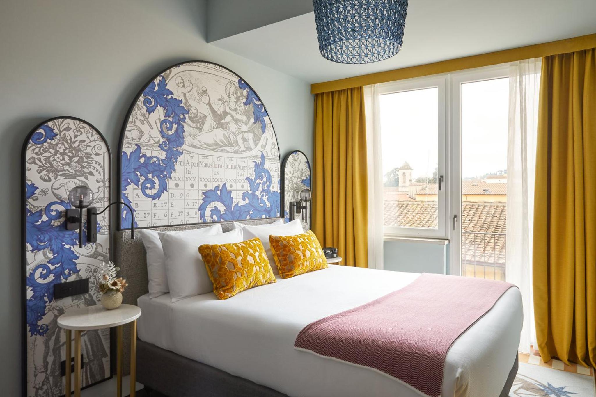 Standard Queen Room