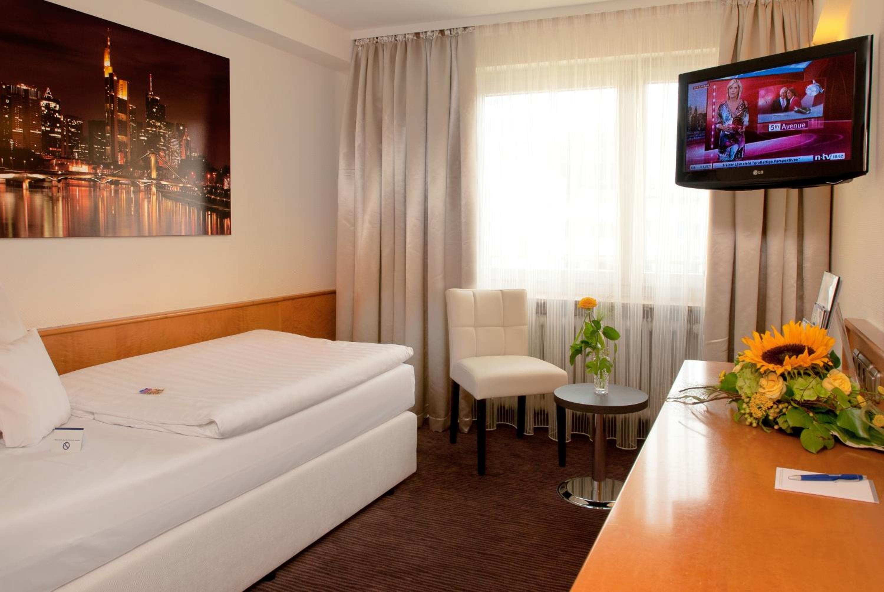 Standard Single Room photo 2