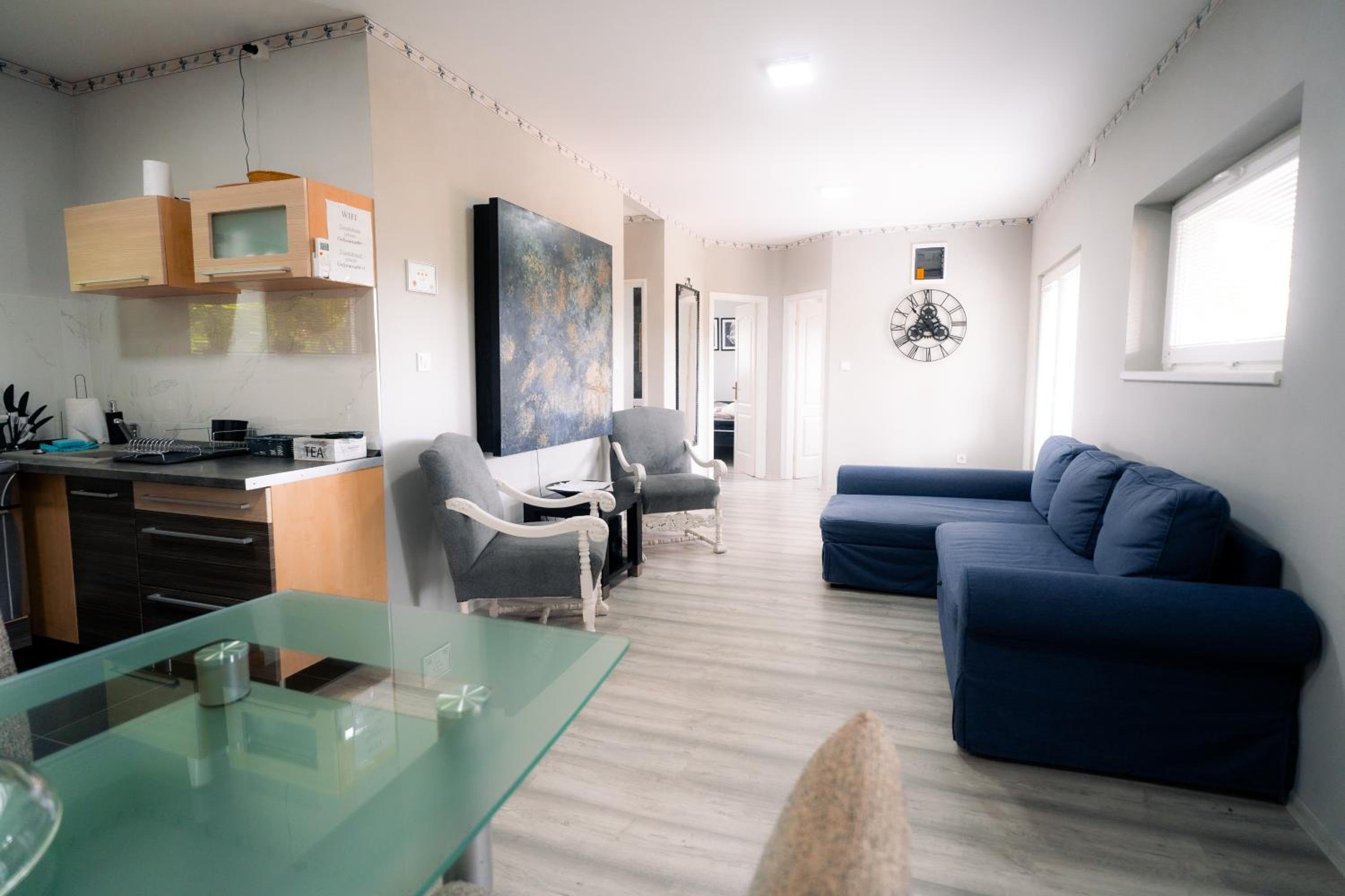 Apartment with Terrace photo 3