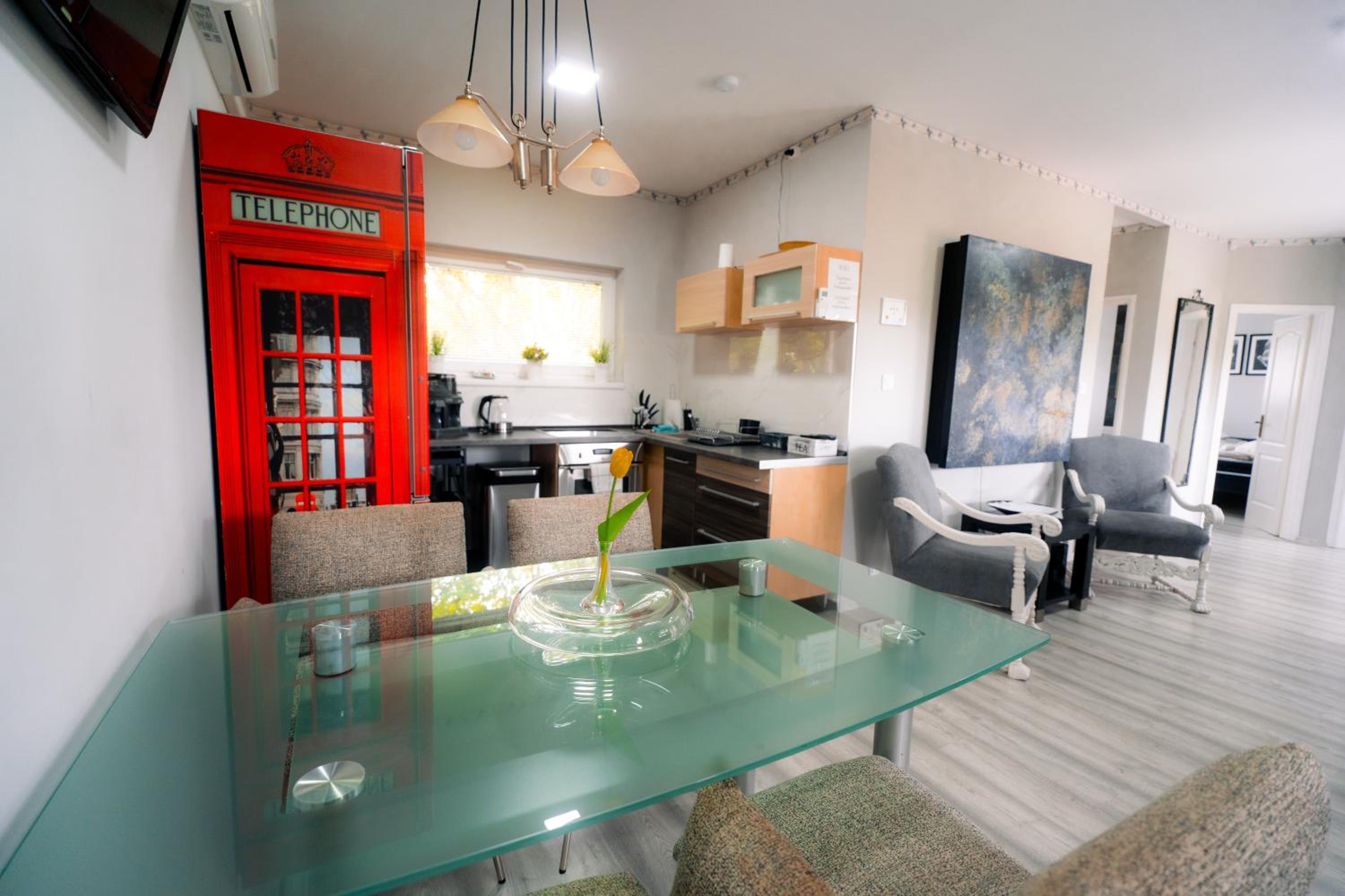 Apartment with Terrace photo 2