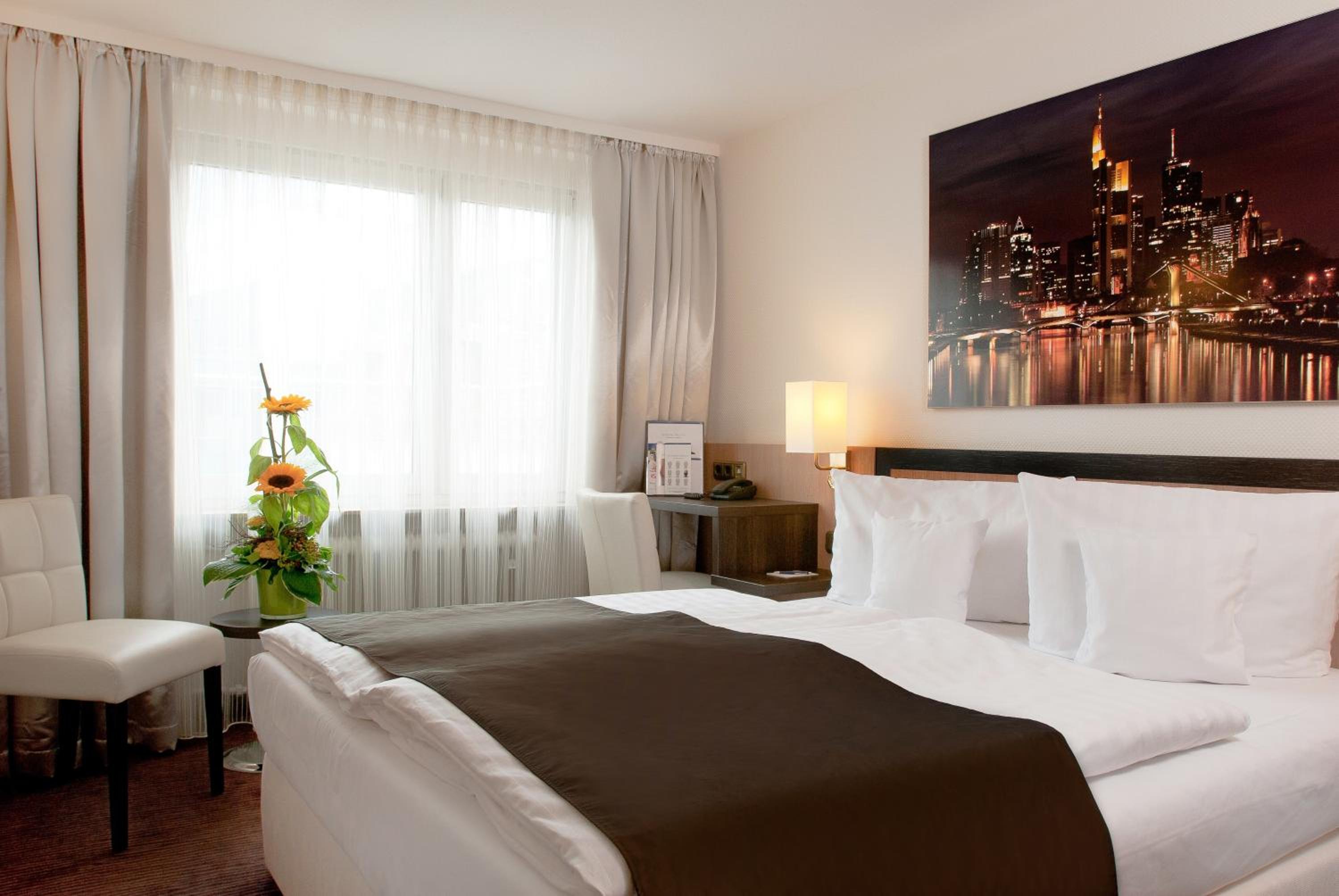 Standard Double Room - Photo 8