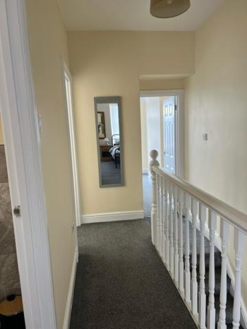 Three-Bedroom House photo 3