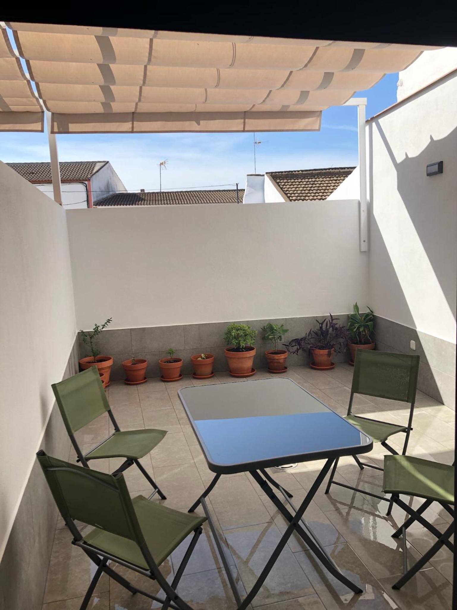 One-Bedroom Apartment with Terrace photo 3