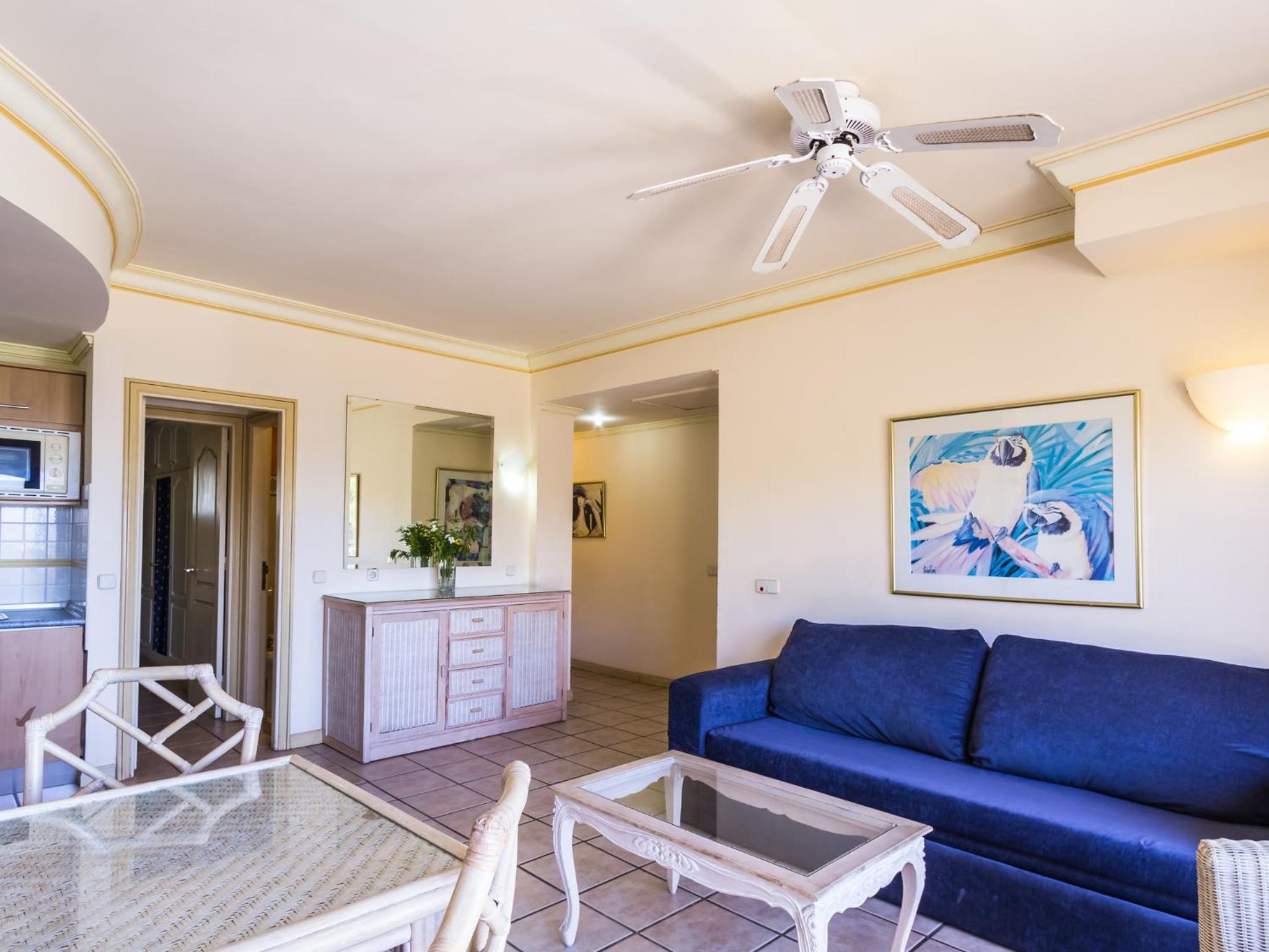 Two-Bedroom Apartment (4 Adults + 1 Child) photo 2