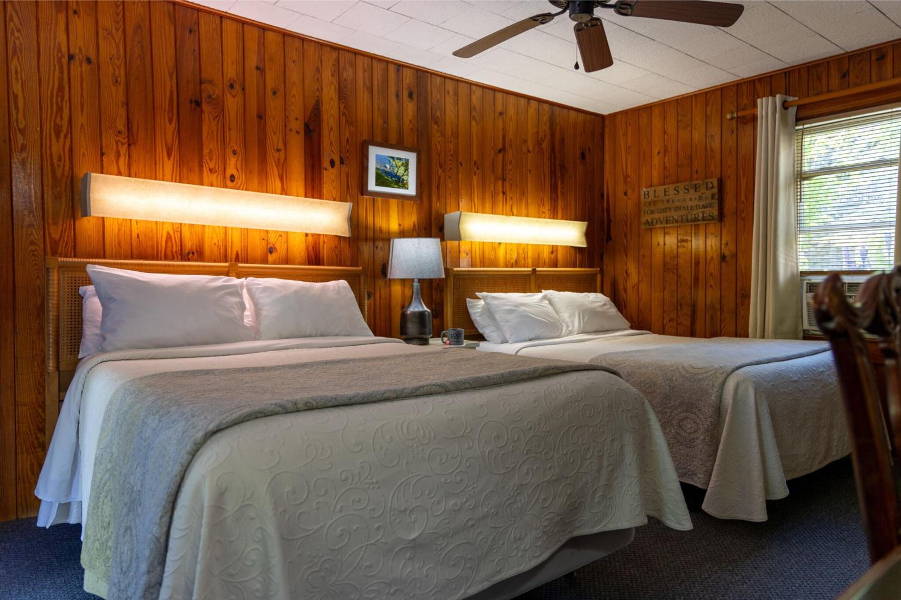 Standard Double Room - Photo 2
