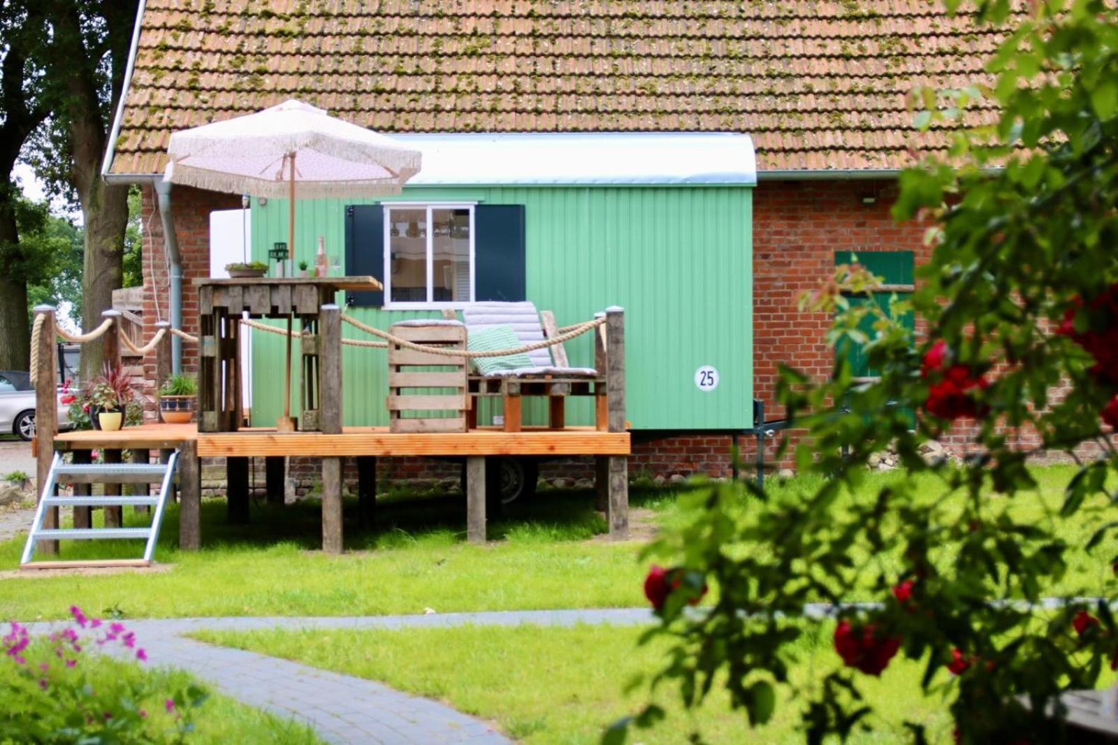 Mobile Home photo 2