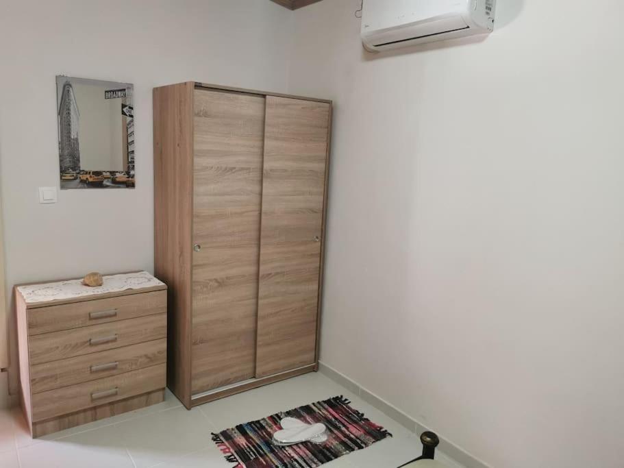 One-Bedroom House photo 2