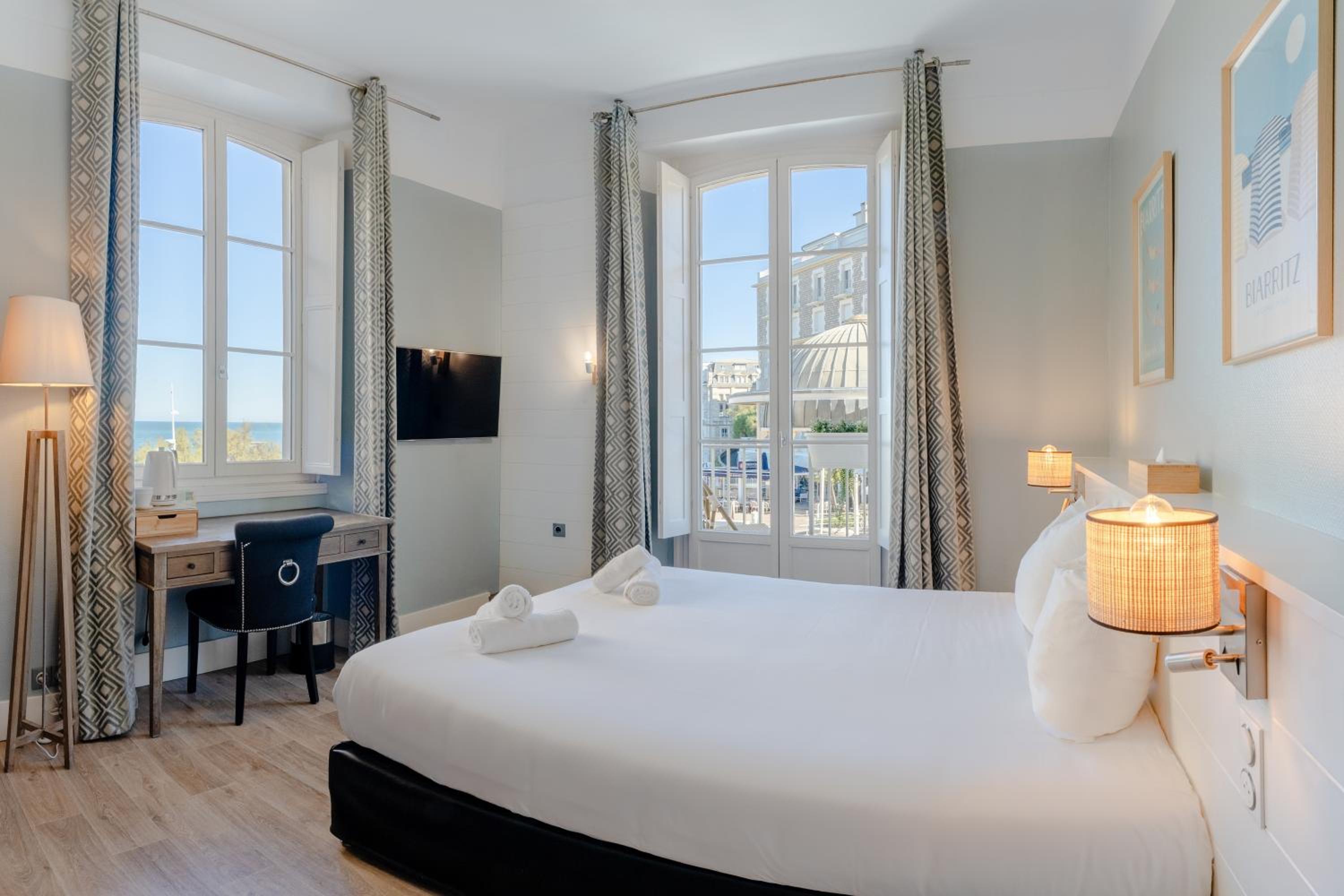 Prestige Corner Double Room with Ocean View