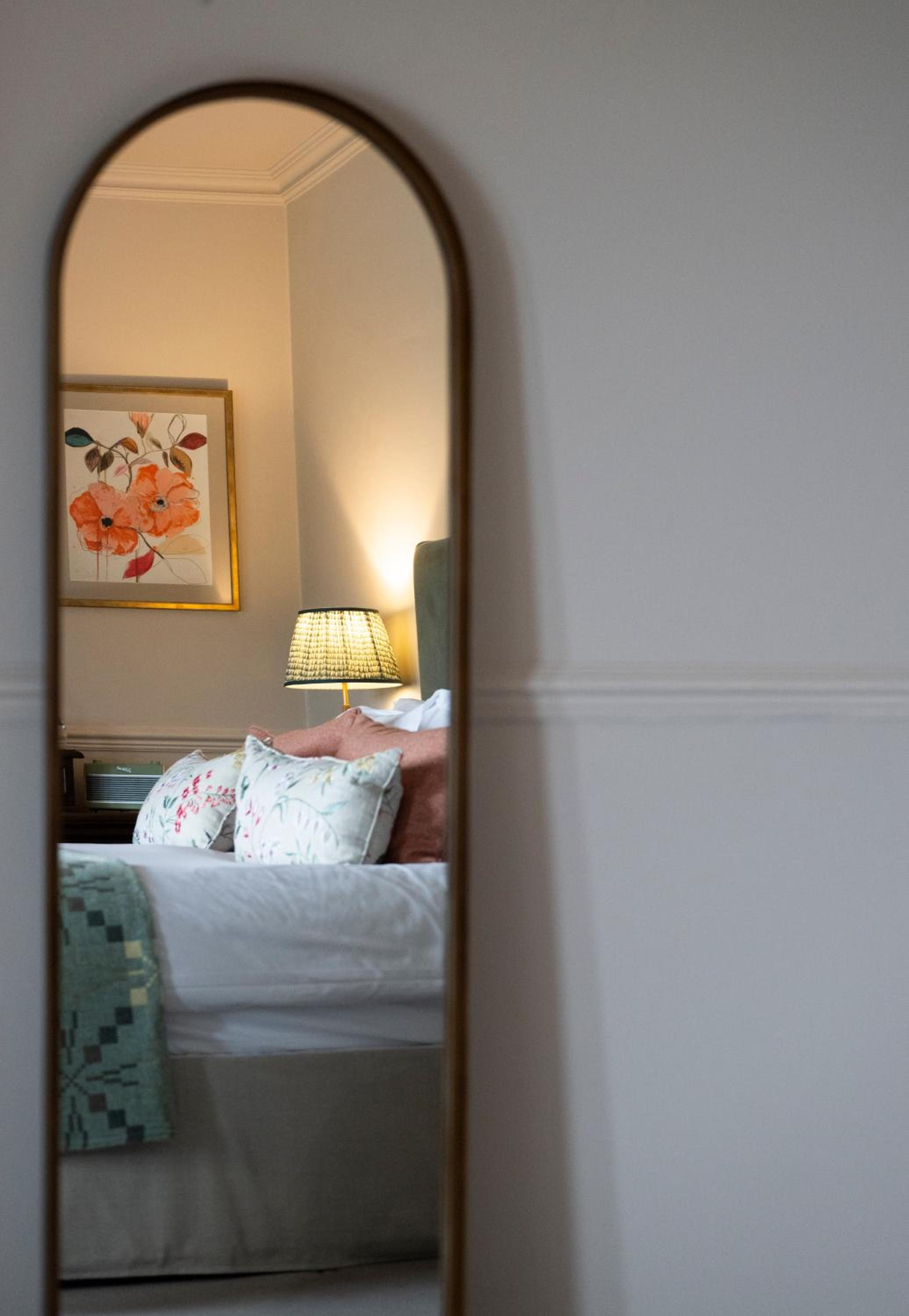 Standard Double Room - Photo 9