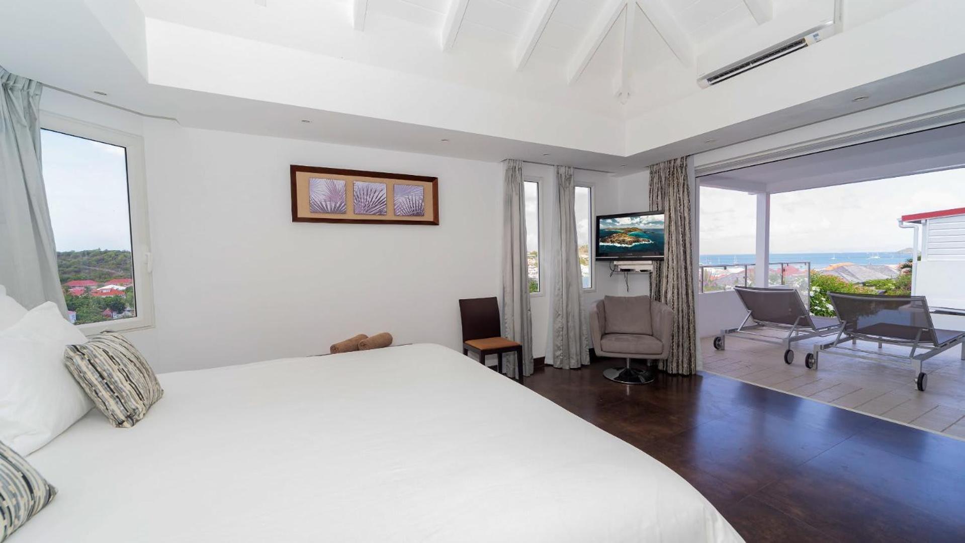 Two-Bedroom Villa photo 3