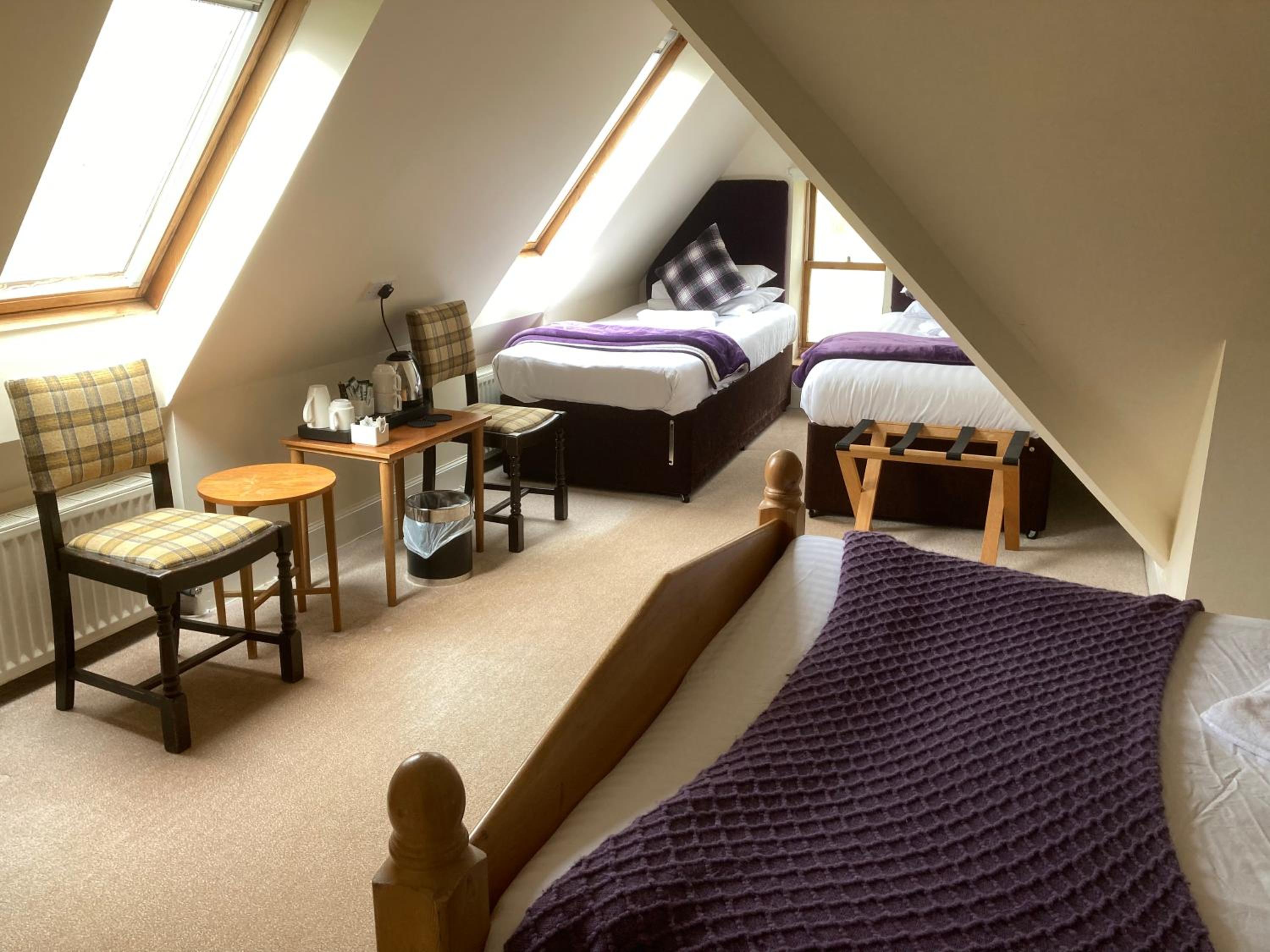 Double or Twin Room with Shower