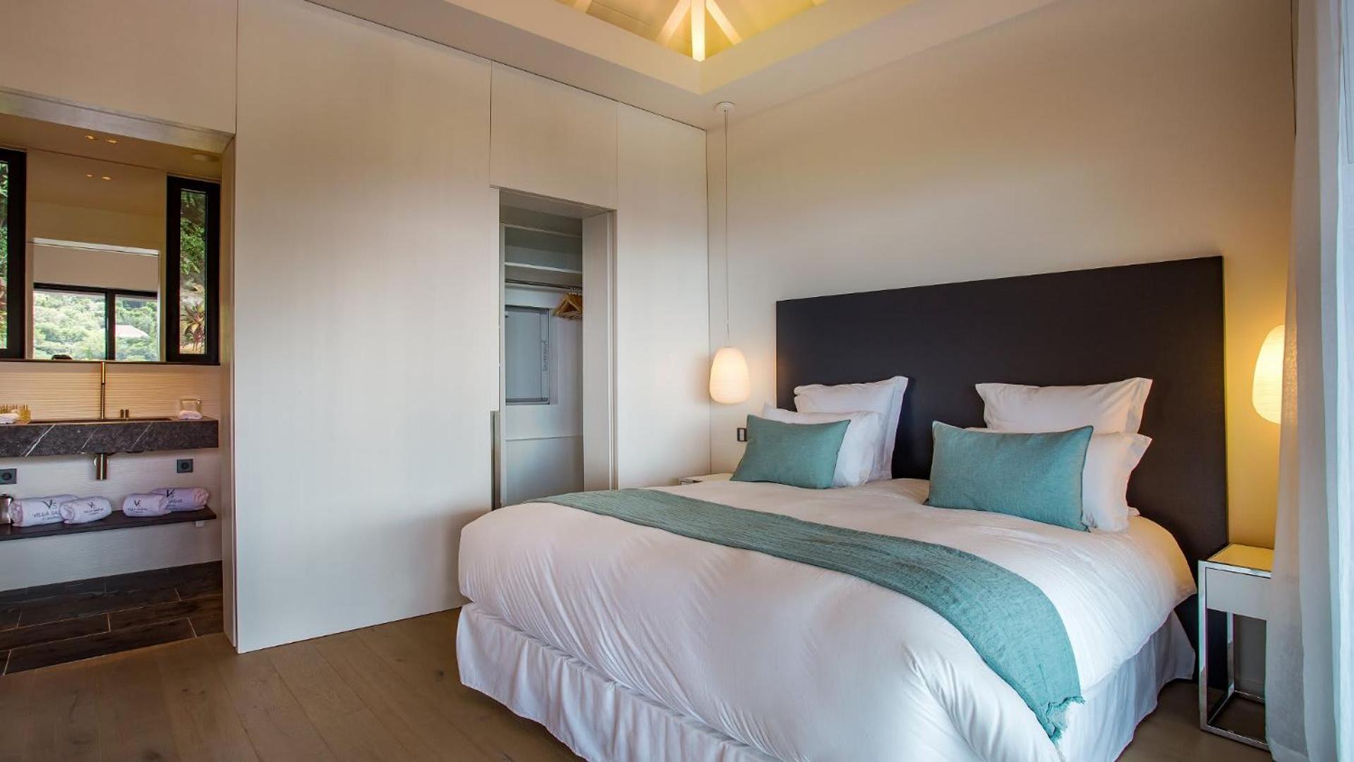 Three-Bedroom Villa photo 1