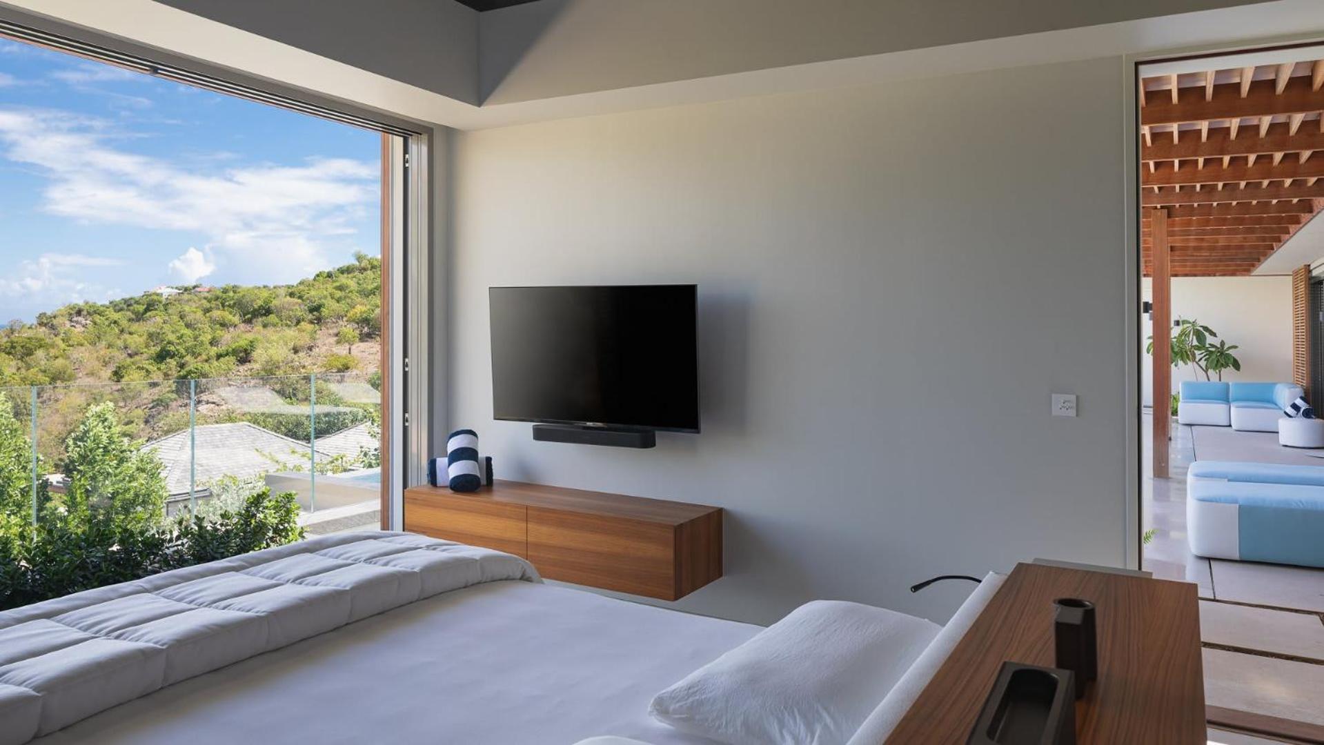 Four-Bedroom Villa photo 1