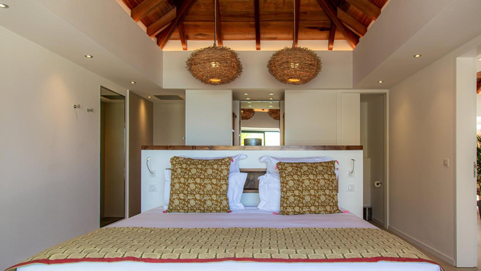 Three-Bedroom Villa photo 1