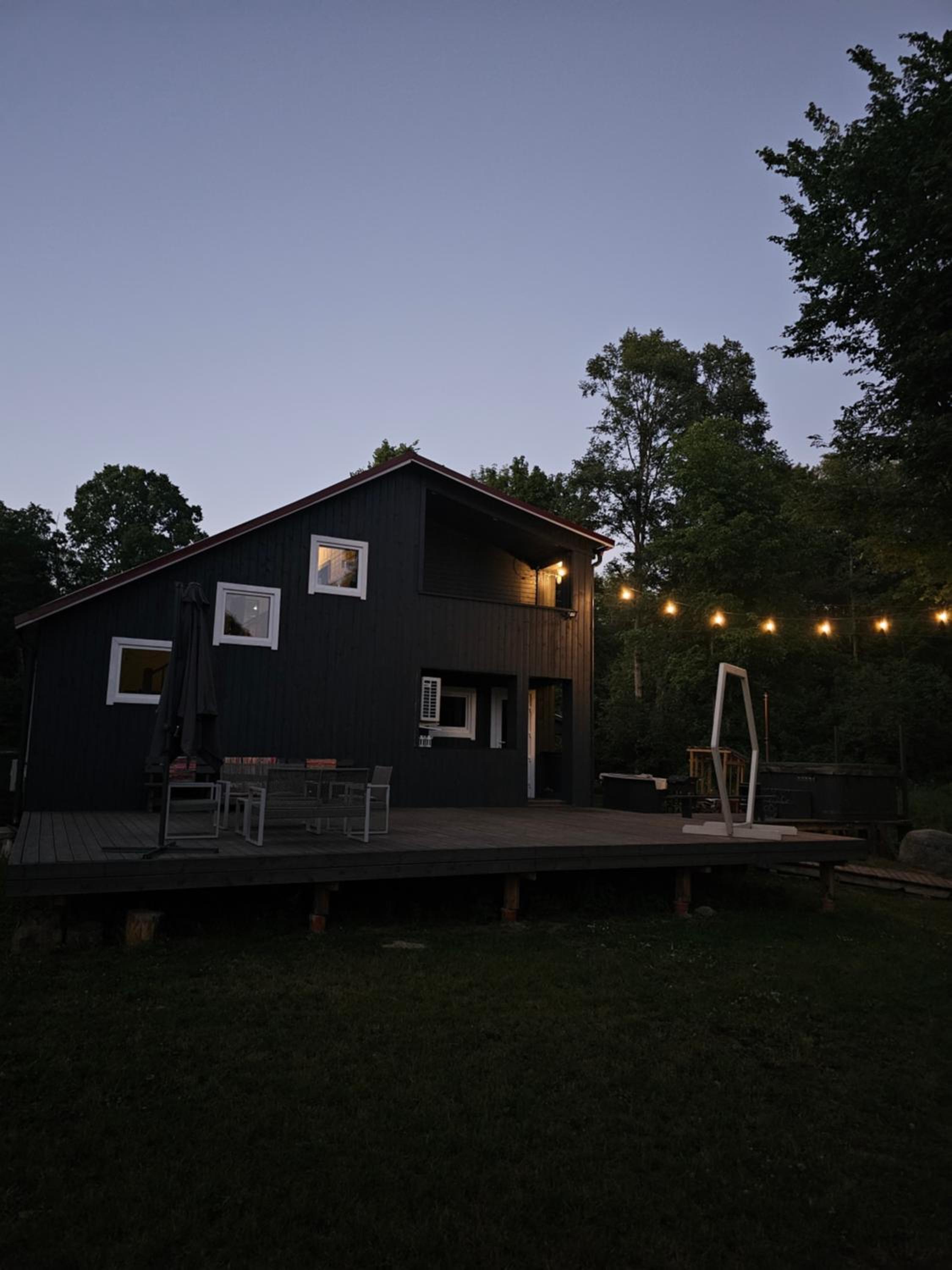 Three-Bedroom Vacation Home  photo 2