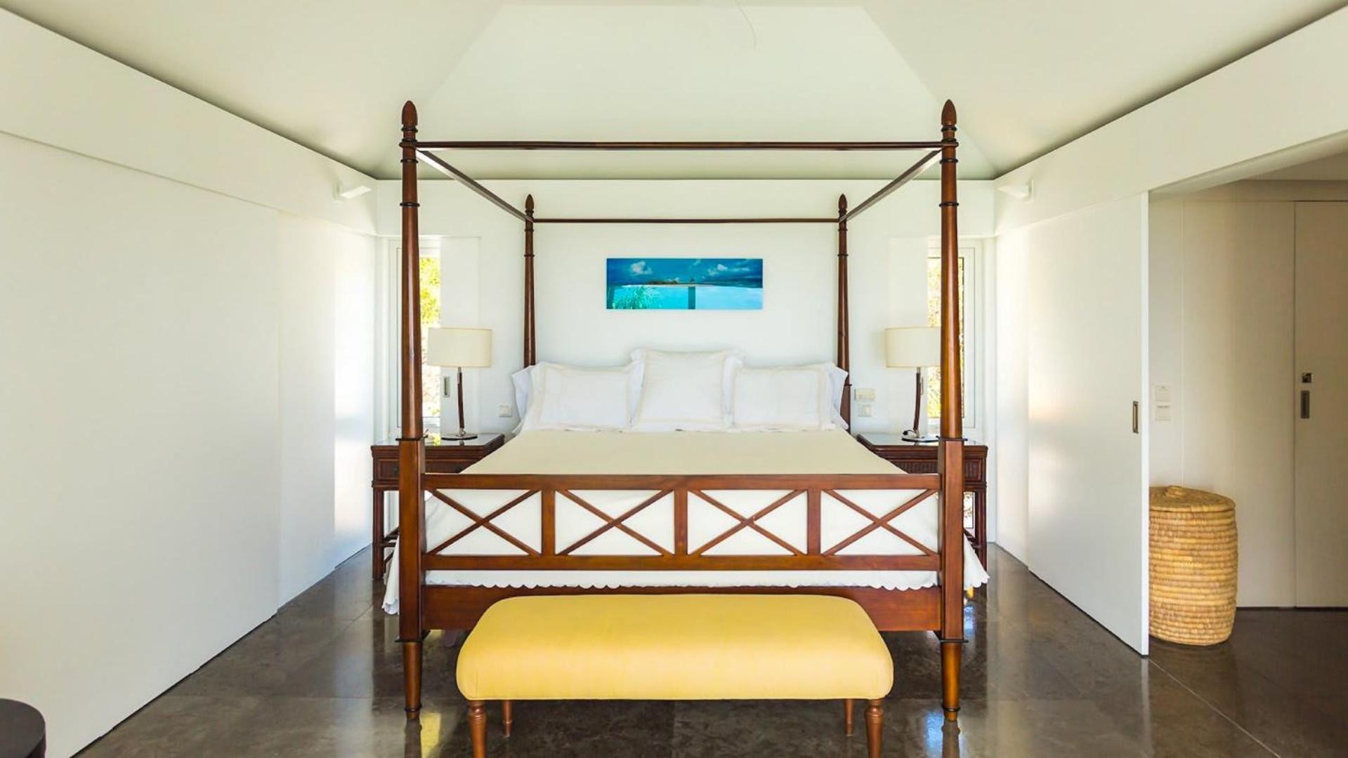Three-Bedroom Villa photo 1