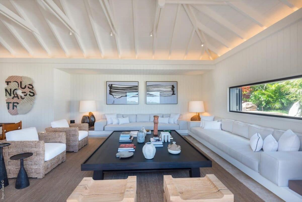 Four-Bedroom Villa photo 1